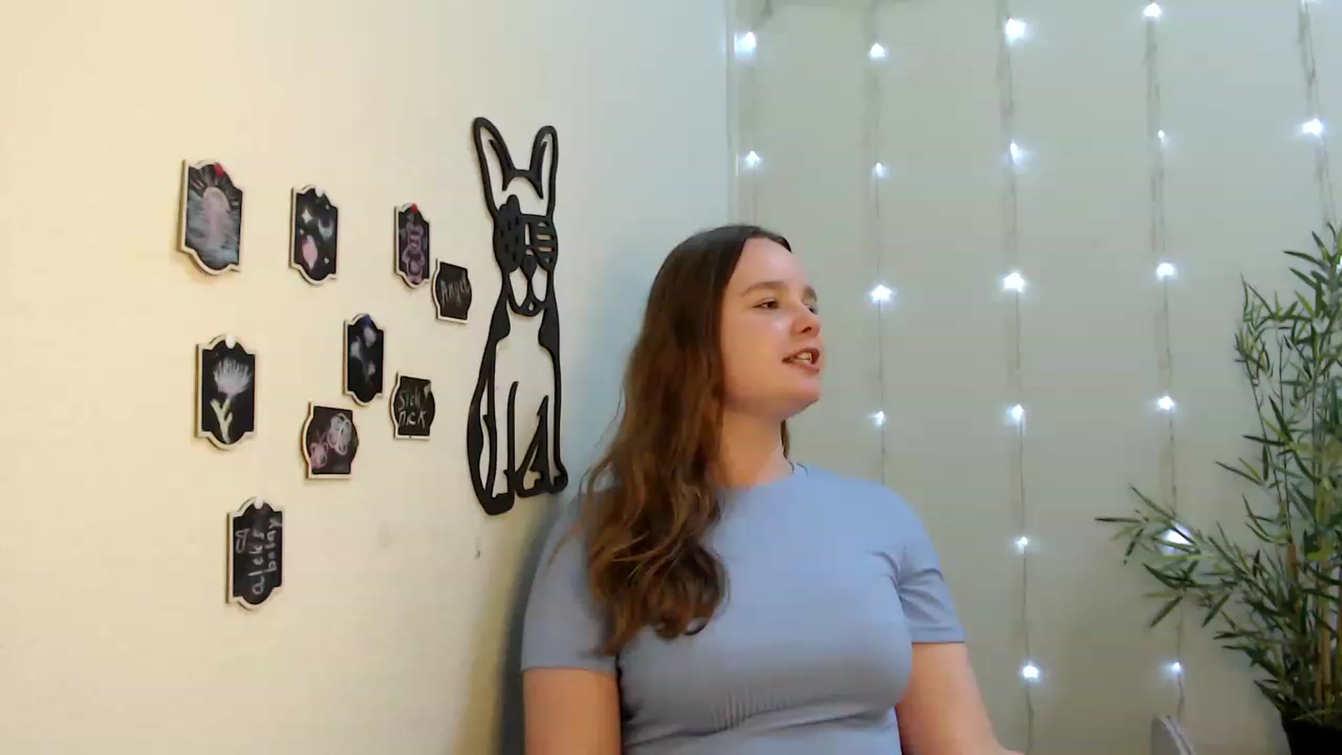 Gallery image thumbnail from Cold_Moon's myfreecams stream on, 05/28/2023, 13:31 image 2 of 20