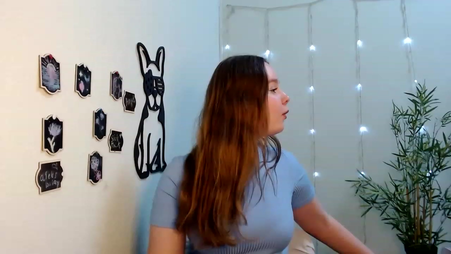 Gallery image thumbnail from Cold_Moon's myfreecams stream on, 06/03/2023, 13:25 image 15 of 20