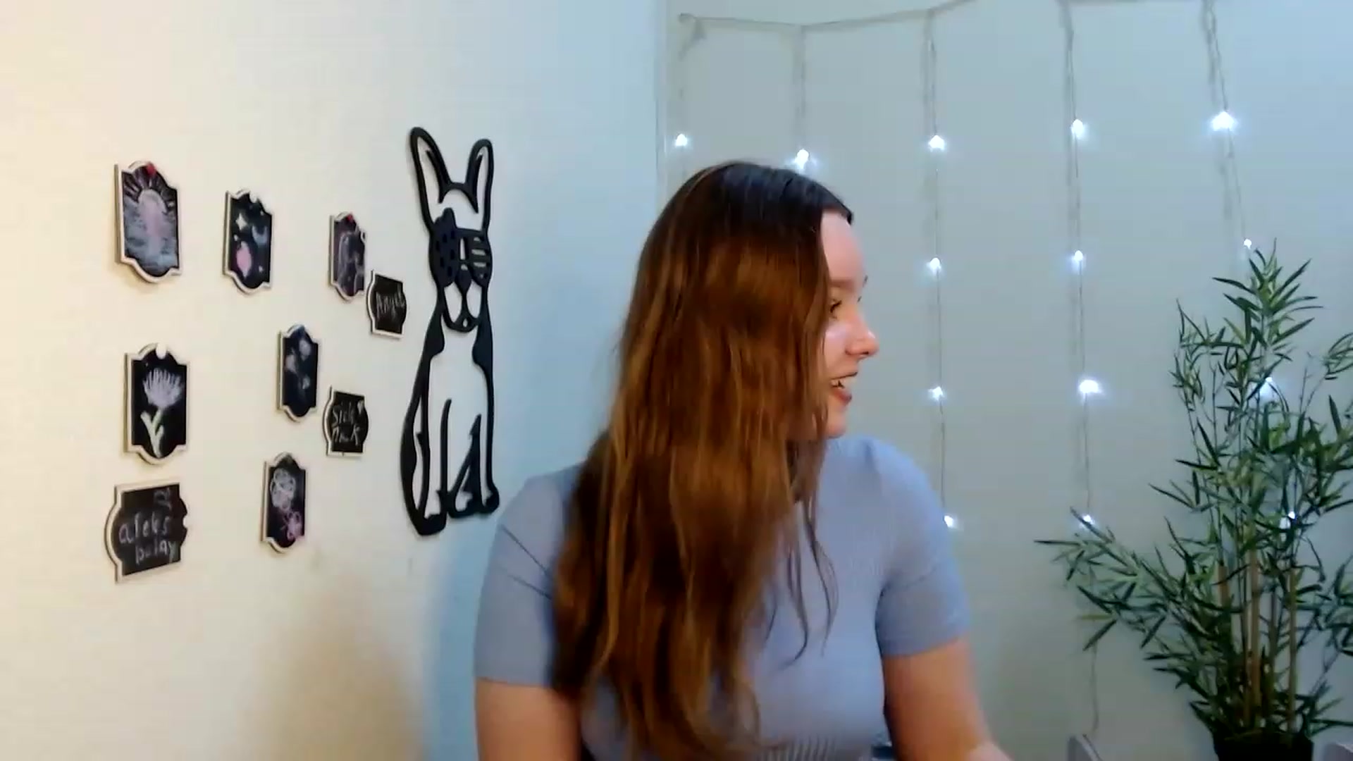 Gallery image thumbnail from Cold_Moon's myfreecams stream on, 06/03/2023, 13:25 image 16 of 20