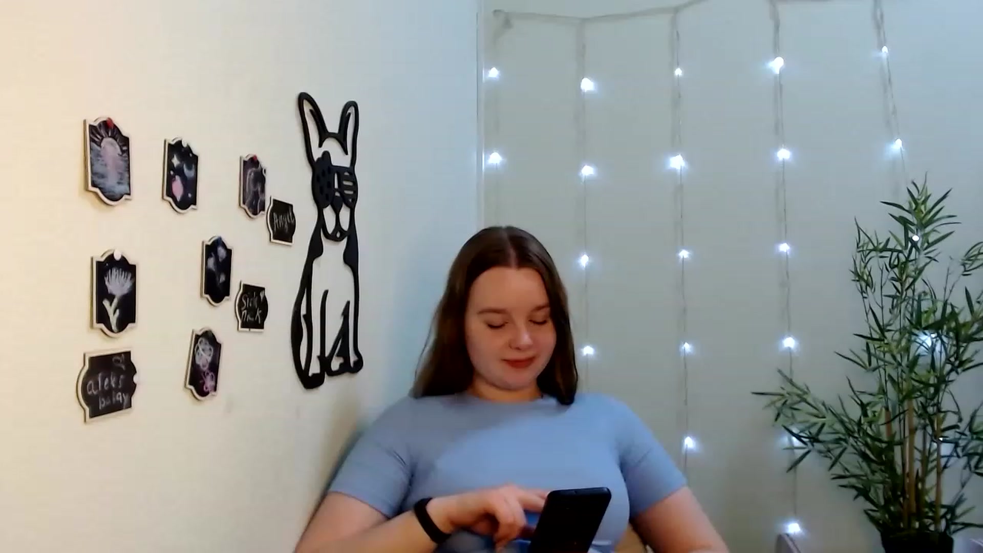 Gallery image thumbnail from Cold_Moon's myfreecams stream on, 06/03/2023, 15:00 image 7 of 20