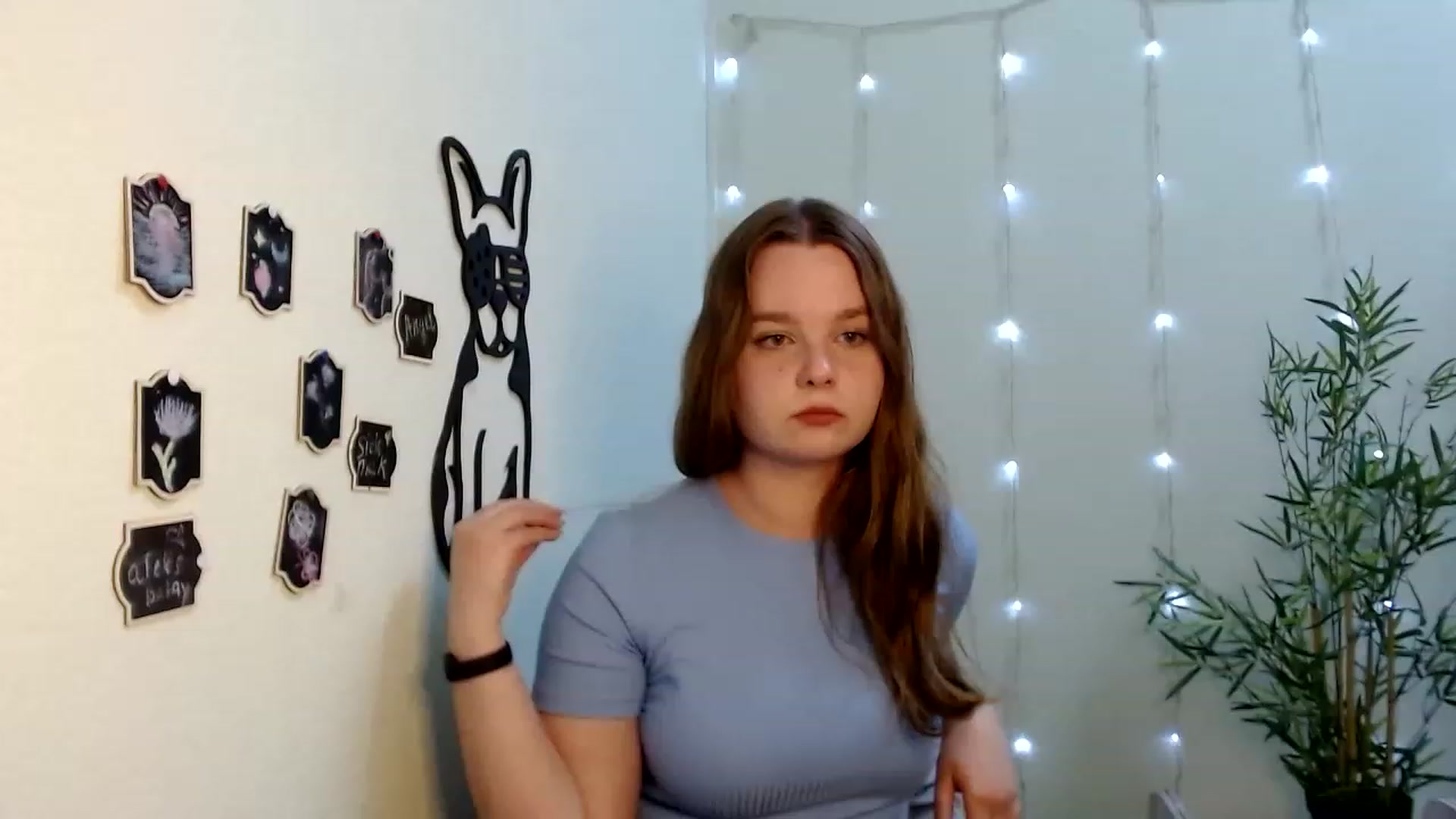 Gallery image thumbnail from Cold_Moon's myfreecams stream on, 06/03/2023, 15:00 image 1 of 20