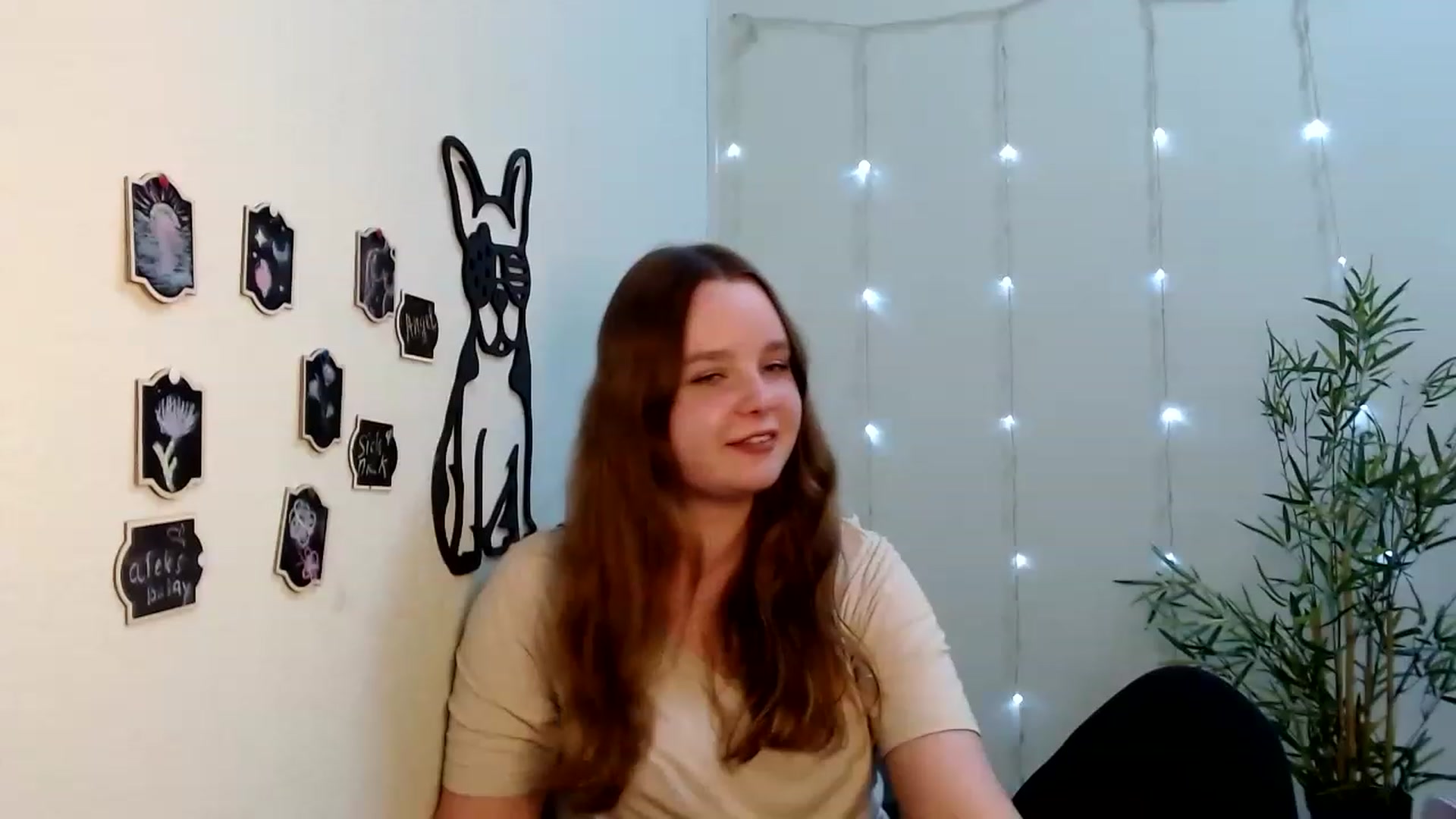 Gallery image thumbnail from Cold_Moon's myfreecams stream on, 06/04/2023, 13:49 image 18 of 20
