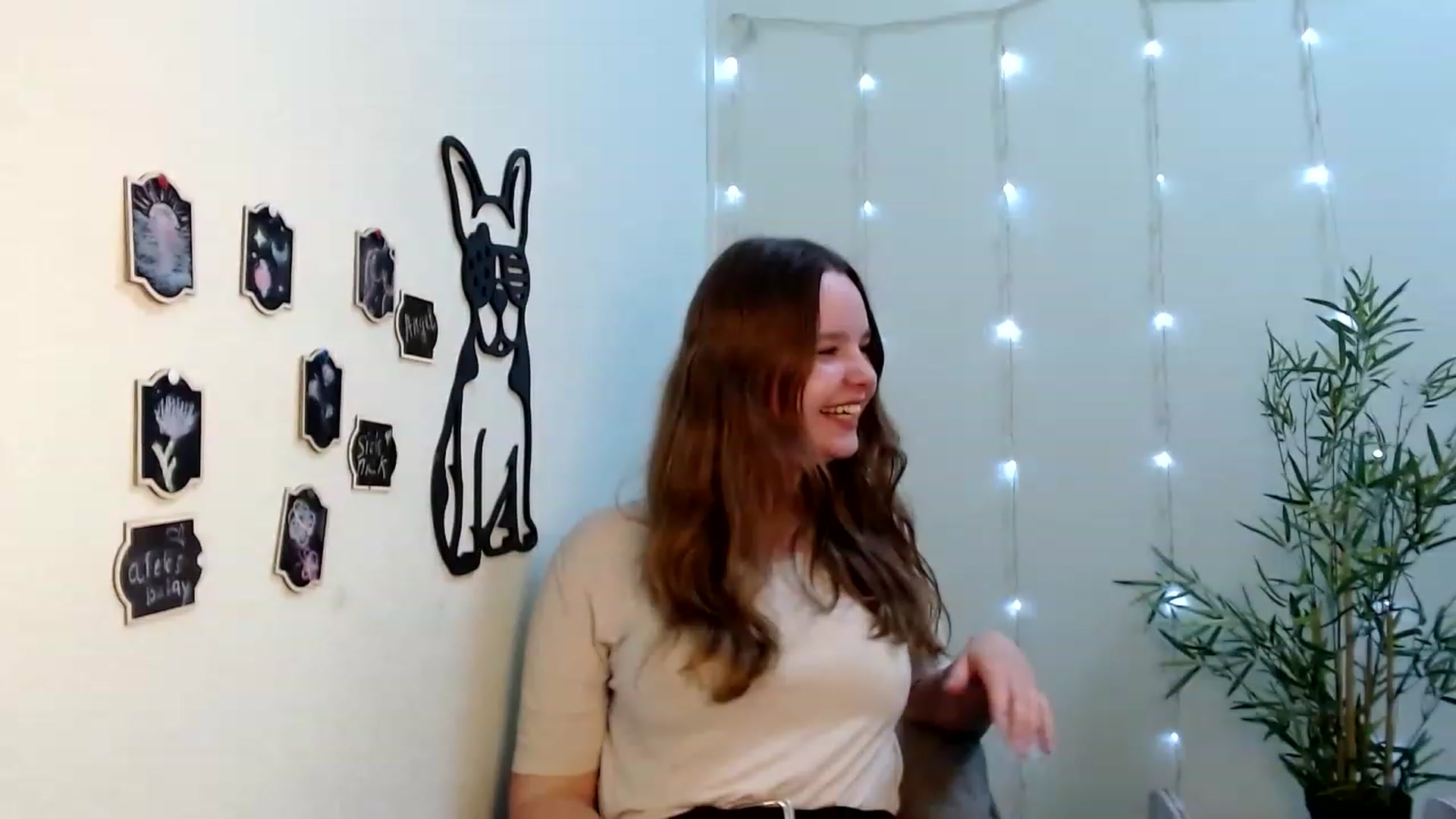 Gallery image thumbnail from Cold_Moon's myfreecams stream on, 06/04/2023, 13:49 image 7 of 20