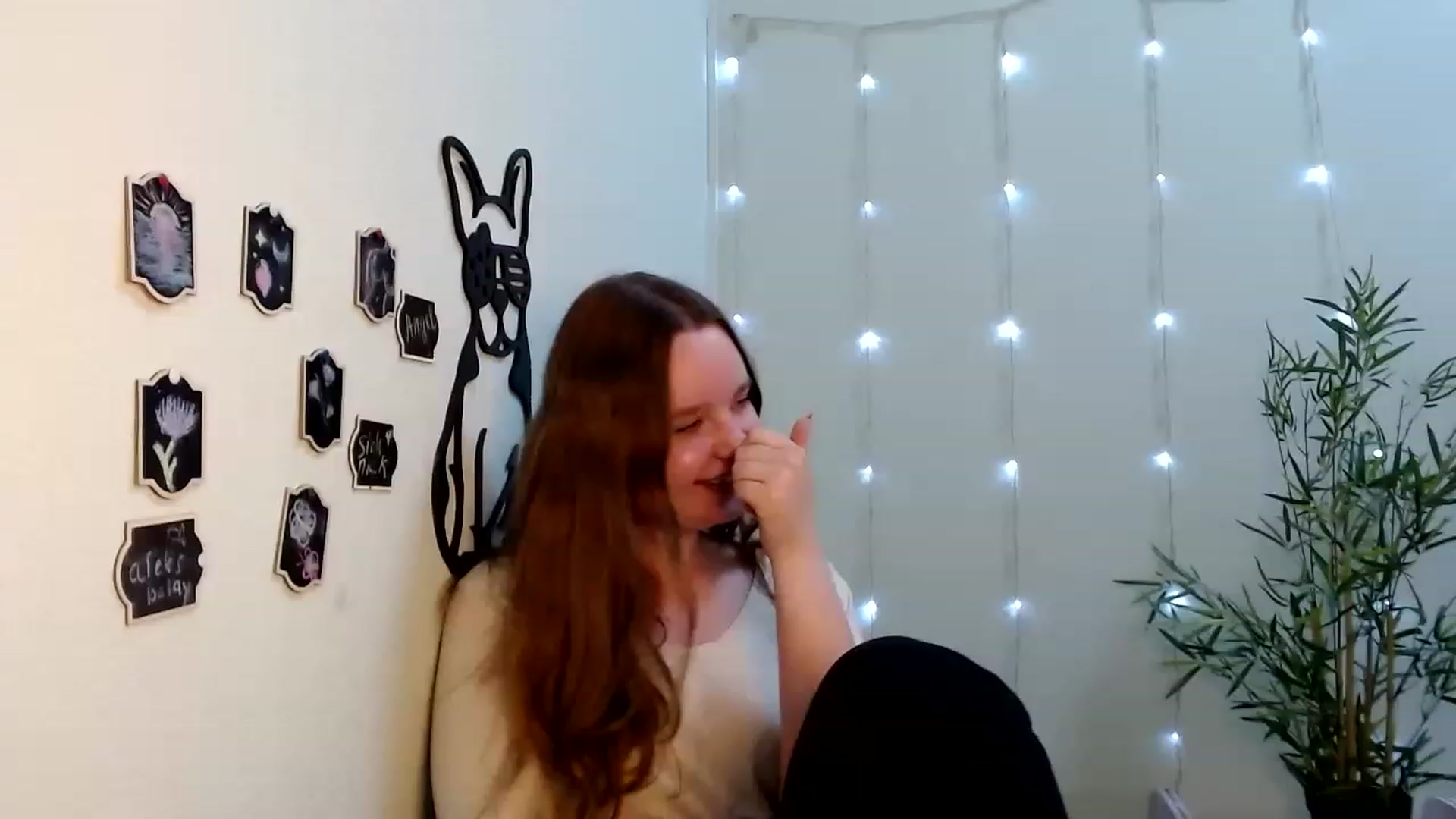 Gallery image thumbnail from Cold_Moon's myfreecams stream on, 06/04/2023, 13:49 image 12 of 20