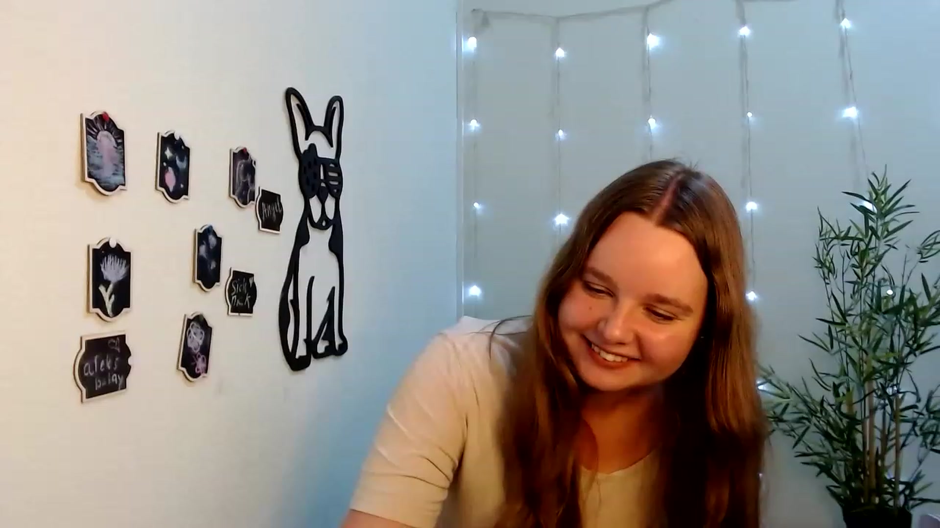 Gallery image thumbnail from Cold_Moon's myfreecams stream on, 06/04/2023, 15:09 image 18 of 20
