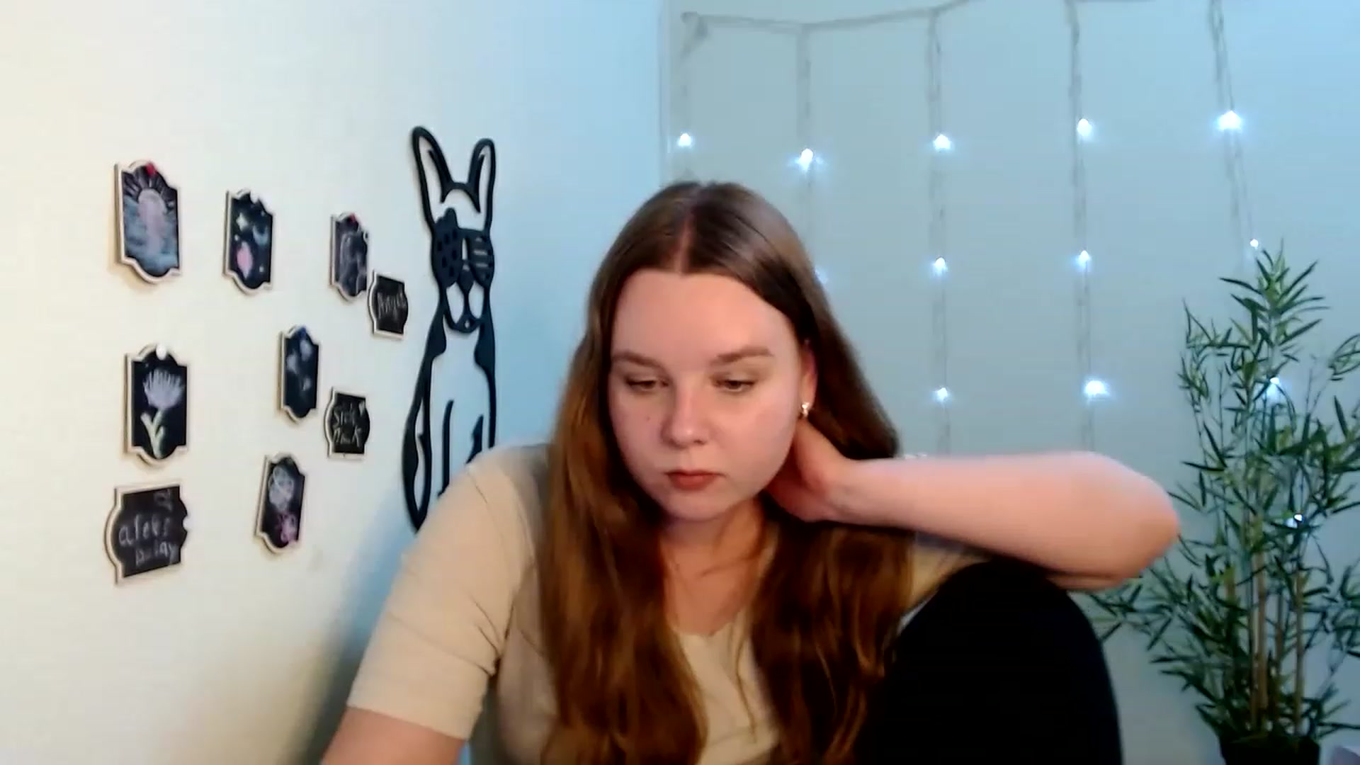 Gallery image thumbnail from Cold_Moon's myfreecams stream on, 06/04/2023, 15:09 image 5 of 20