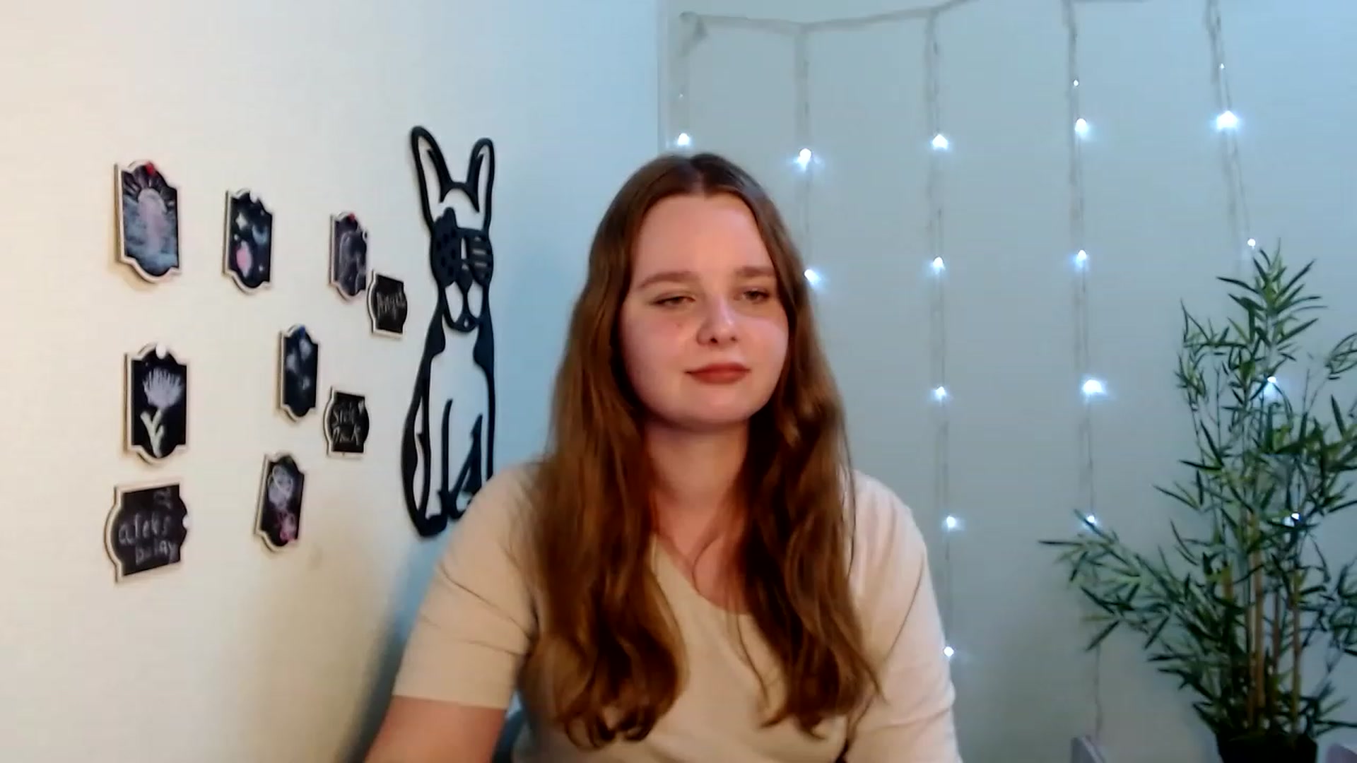 Gallery image thumbnail from Cold_Moon's myfreecams stream on, 06/04/2023, 15:09 image 4 of 20