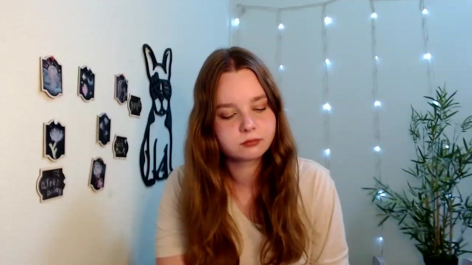 Gallery image thumbnail from Cold_Moon's myfreecams stream on, 06/04/2023, 15:09 image 2 of 20