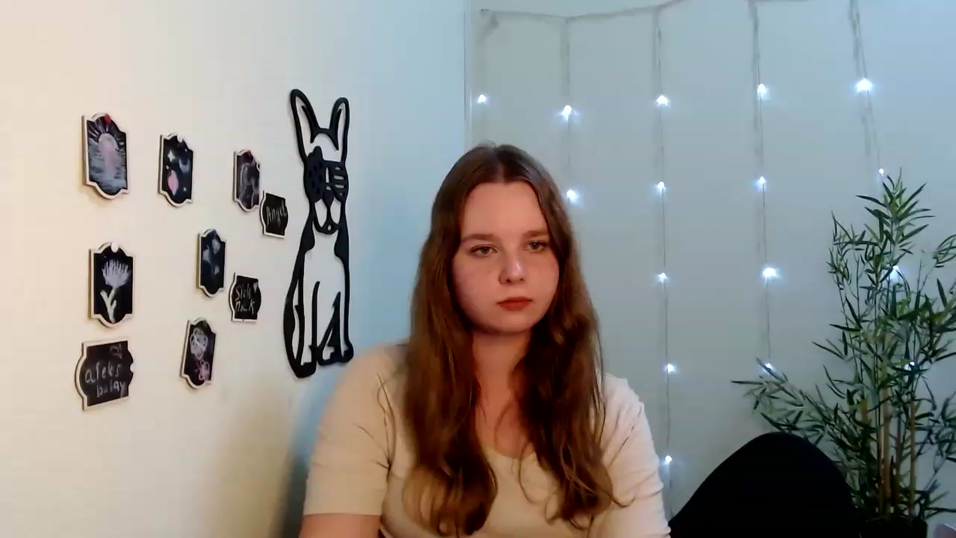 Gallery image thumbnail from Cold_Moon's myfreecams stream on, 06/04/2023, 15:09 image 9 of 20
