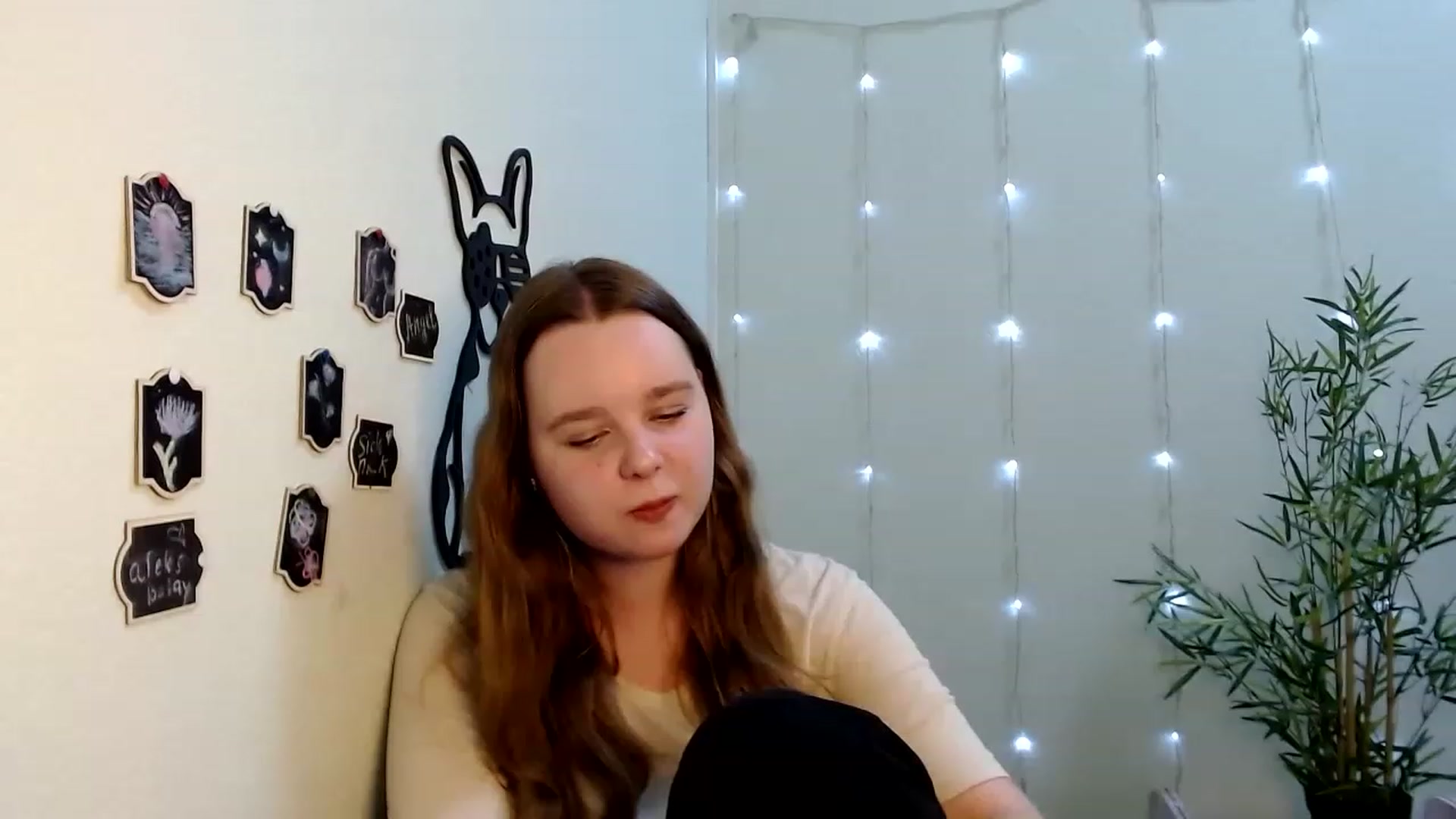 Gallery image thumbnail from Cold_Moon's myfreecams stream on, 06/04/2023, 15:24 image 10 of 20