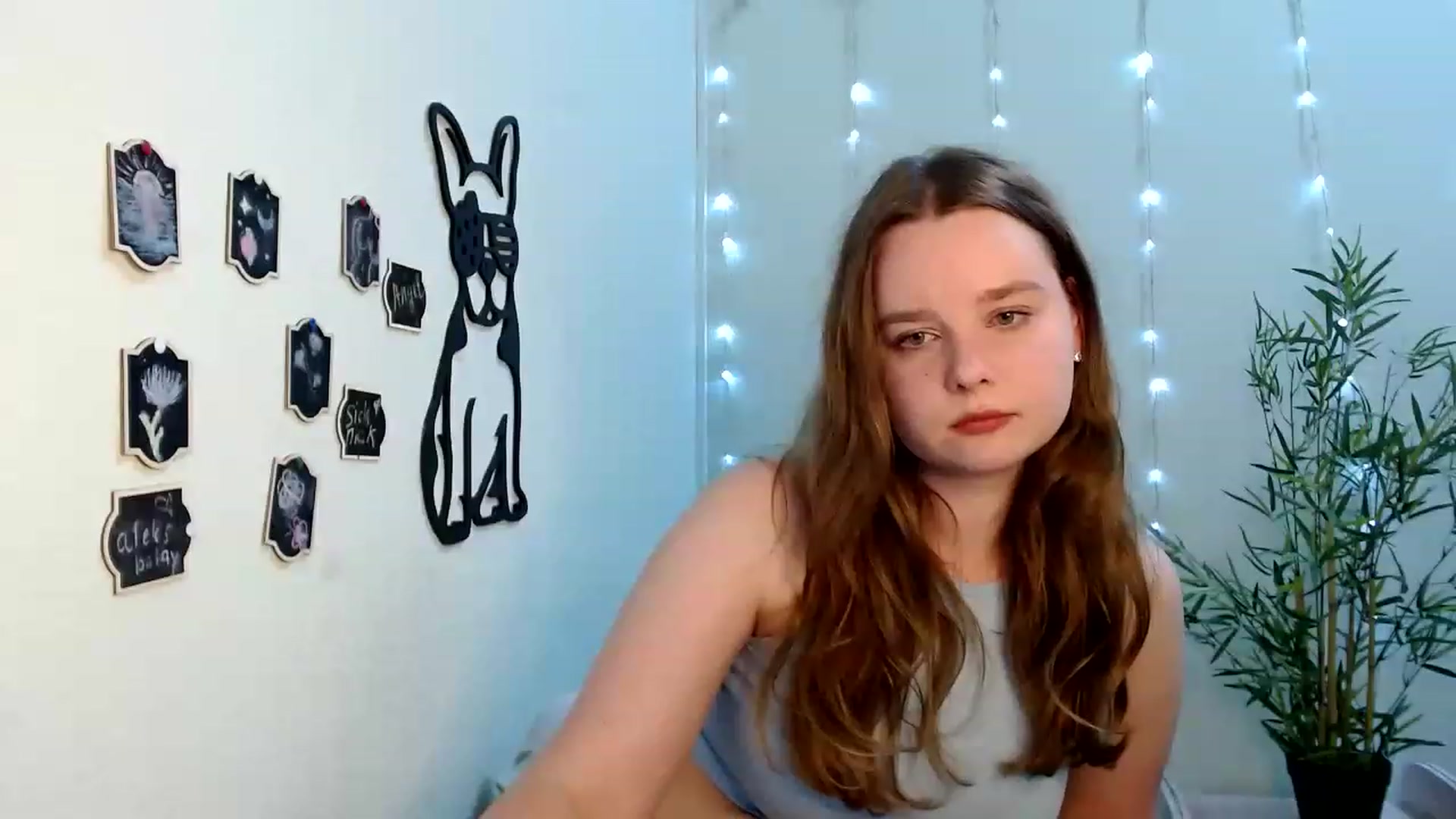 Gallery image thumbnail from Cold_Moon's myfreecams stream on, 06/05/2023, 12:08 image 10 of 20