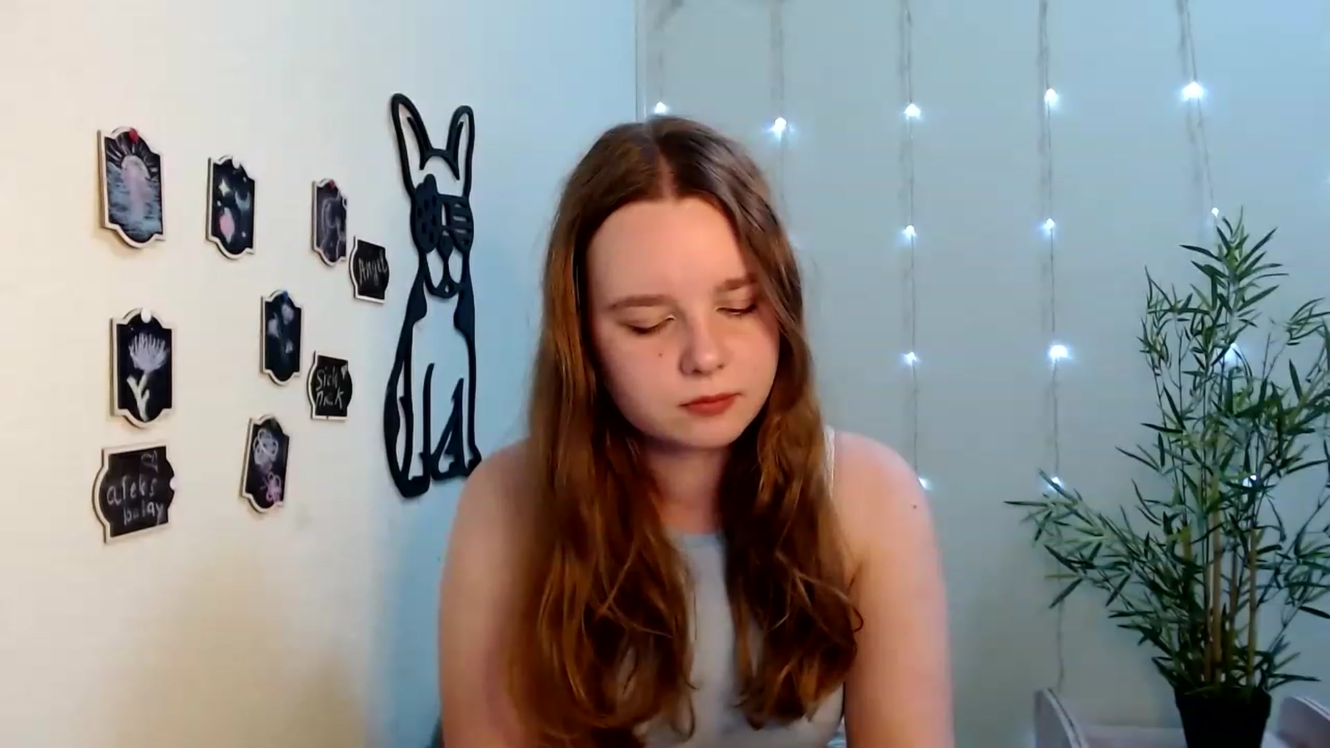 Gallery image thumbnail from Cold_Moon's myfreecams stream on, 06/05/2023, 12:08 image 5 of 20