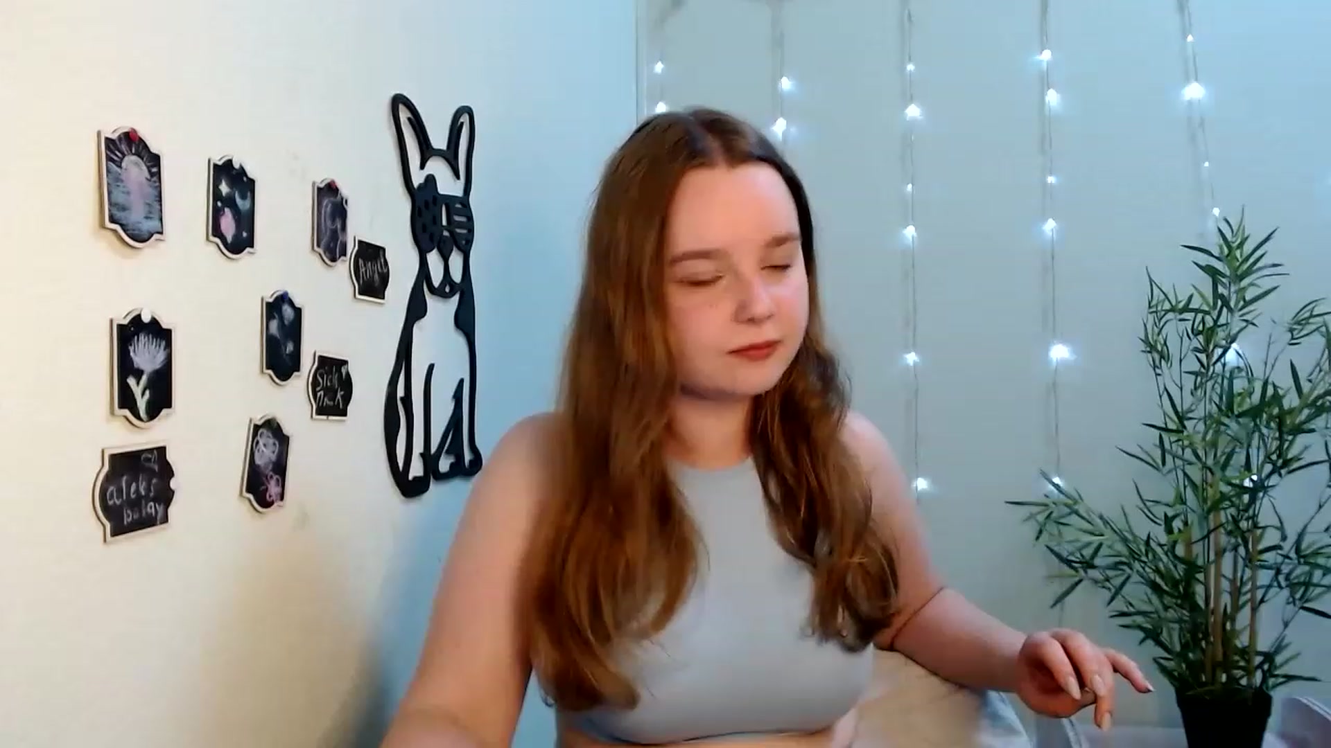 Gallery image thumbnail from Cold_Moon's myfreecams stream on, 06/05/2023, 12:08 image 20 of 20