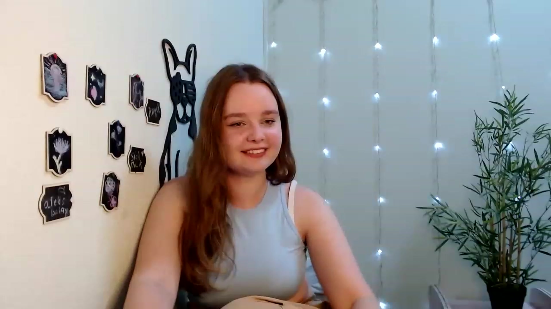 Gallery image thumbnail from Cold_Moon's myfreecams stream on, 06/05/2023, 12:08 image 11 of 20