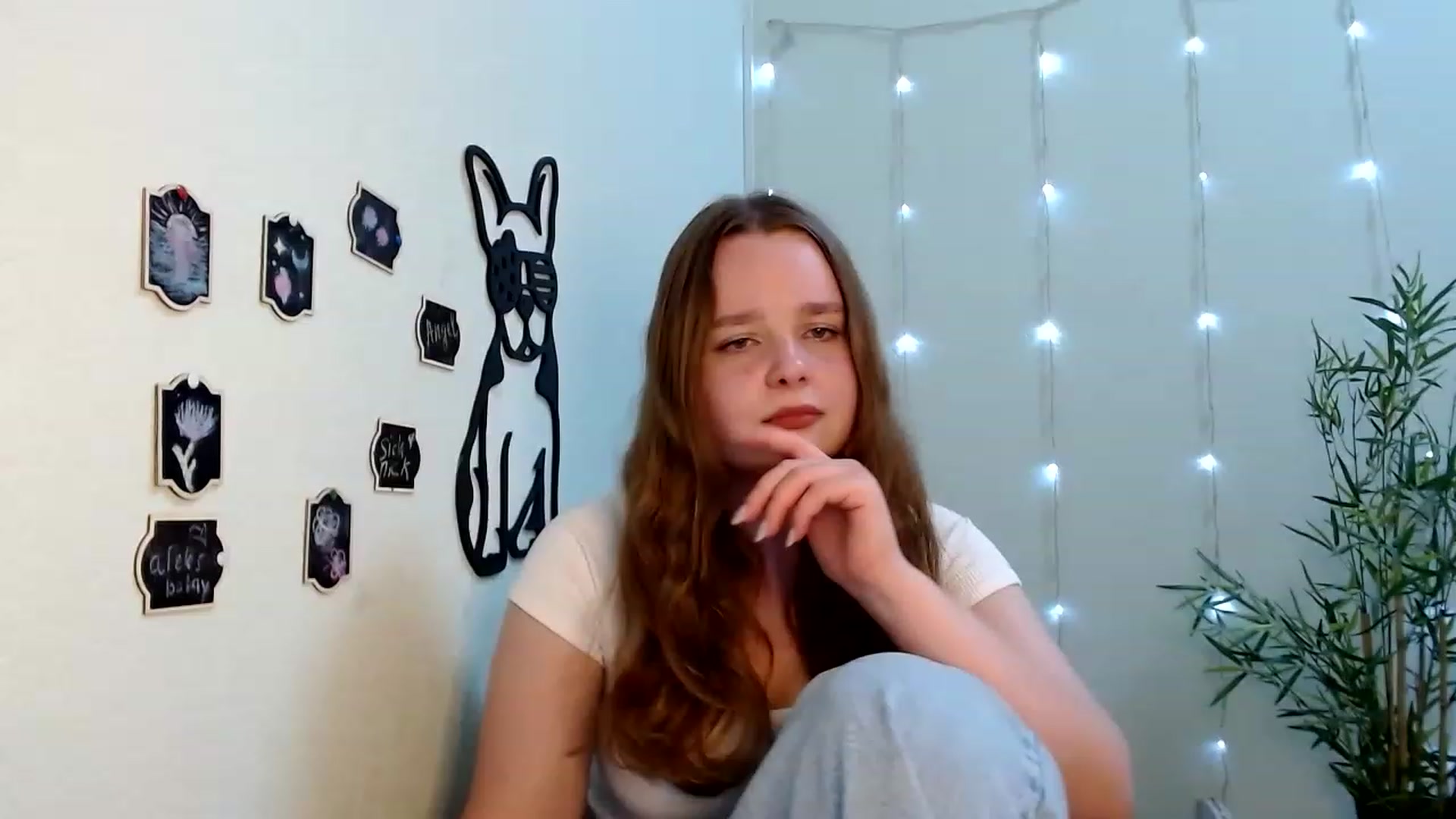 Gallery image thumbnail from Cold_Moon's myfreecams stream on, 06/11/2023, 13:29 image 2 of 20