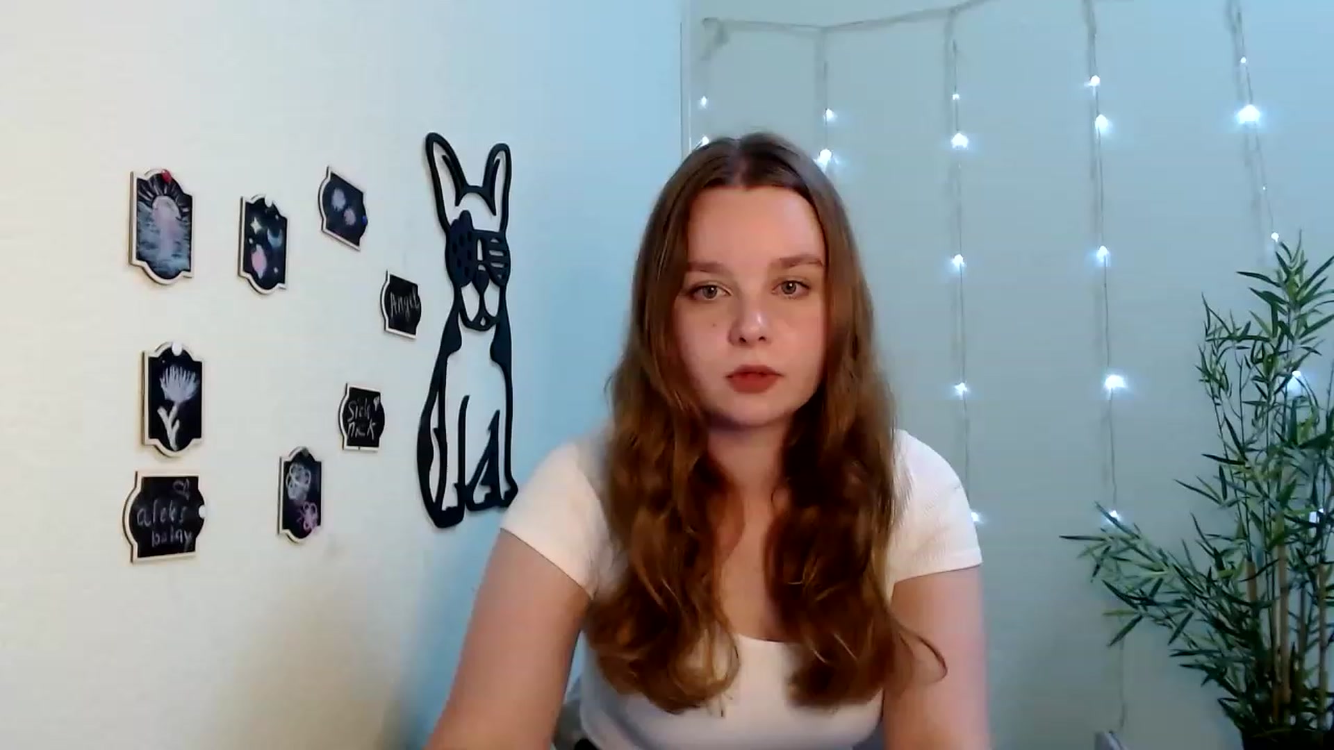 Gallery image thumbnail from Cold_Moon's myfreecams stream on, 06/11/2023, 13:29 image 8 of 20