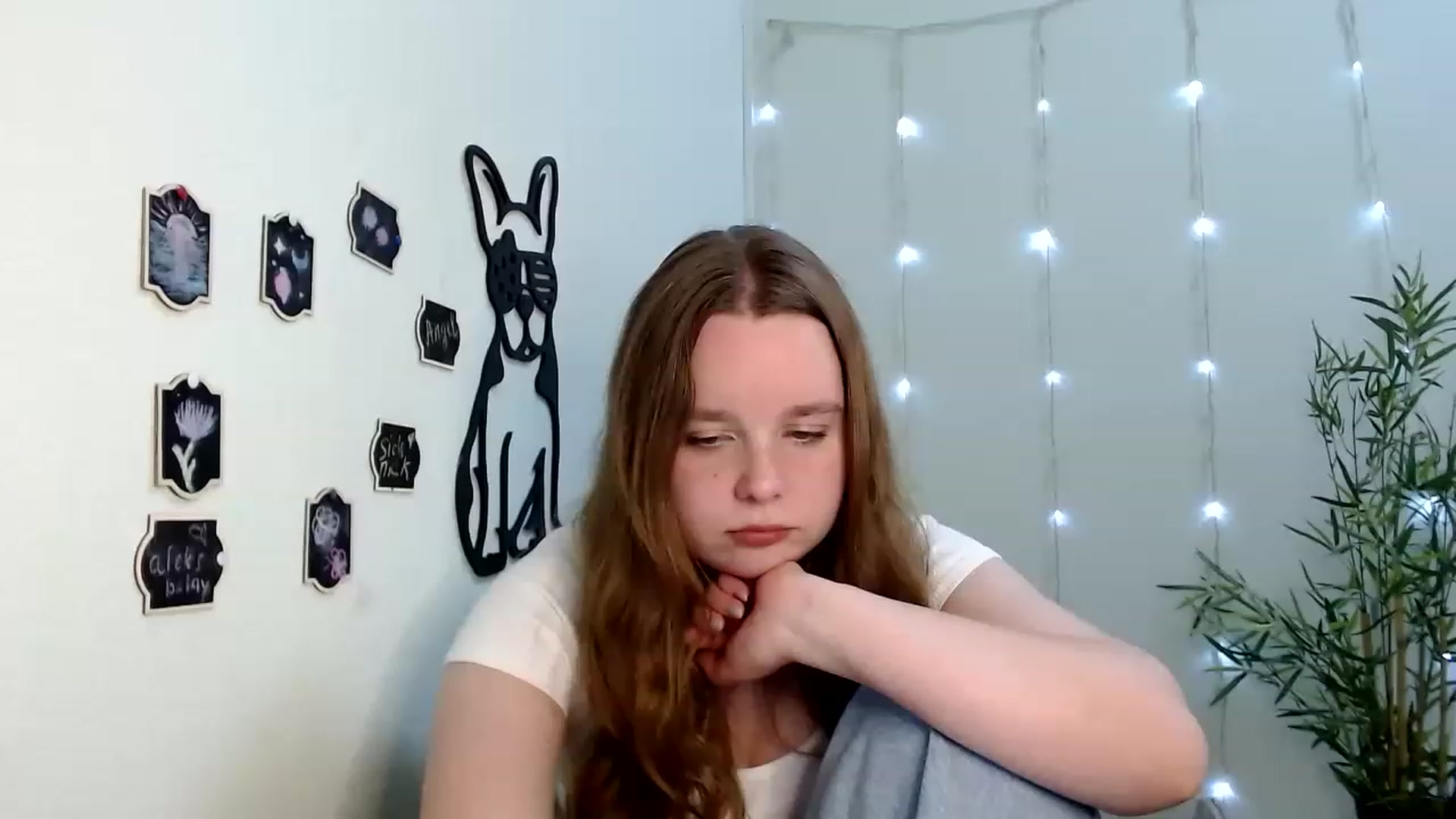 Gallery image thumbnail from Cold_Moon's myfreecams stream on, 06/11/2023, 13:29 image 12 of 20