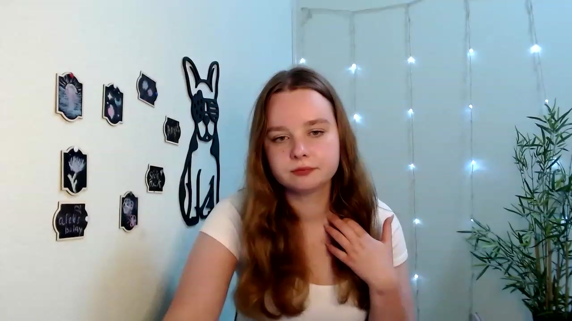 Gallery image thumbnail from Cold_Moon's myfreecams stream on, 06/11/2023, 15:16 image 16 of 20