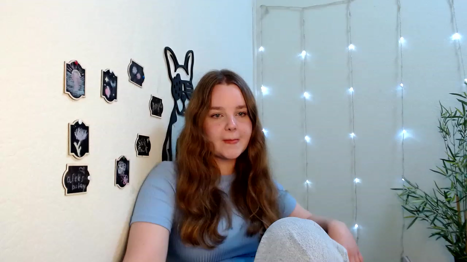 Gallery image thumbnail from Cold_Moon's myfreecams stream on, 06/12/2023, 08:18 image 2 of 20