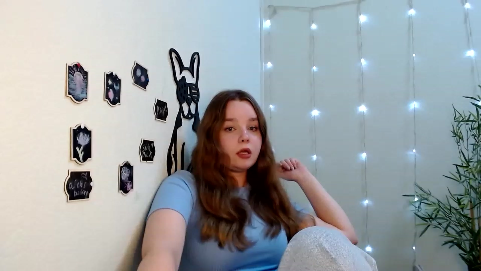 Gallery image thumbnail from Cold_Moon's myfreecams stream on, 06/12/2023, 08:18 image 5 of 20