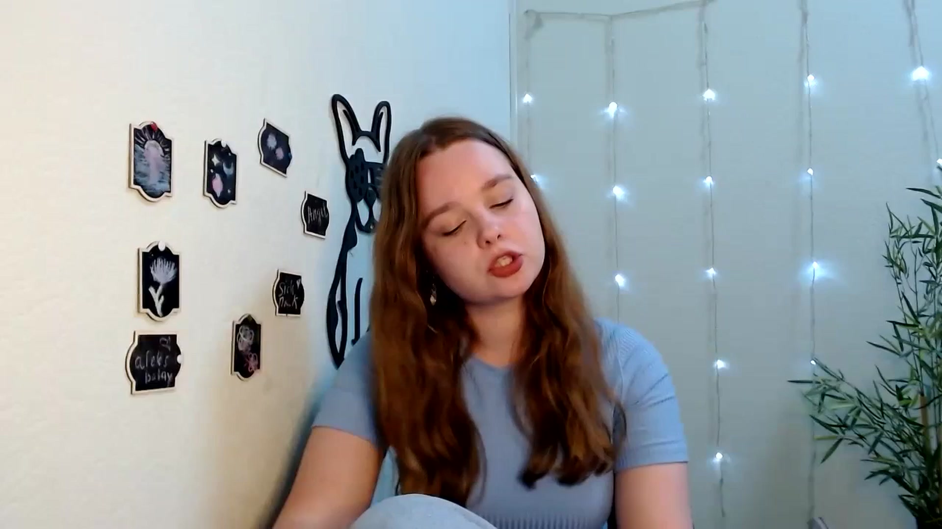 Gallery image thumbnail from Cold_Moon's myfreecams stream on, 06/12/2023, 11:47 image 1 of 20