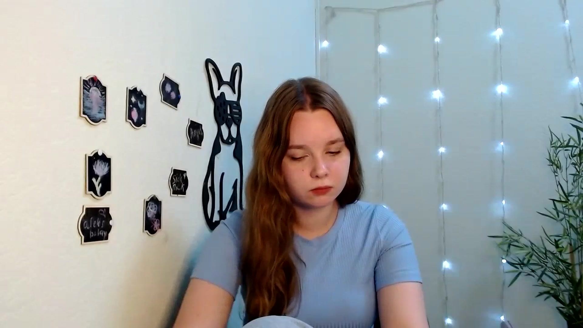 Gallery image thumbnail from Cold_Moon's myfreecams stream on, 06/12/2023, 11:47 image 5 of 20