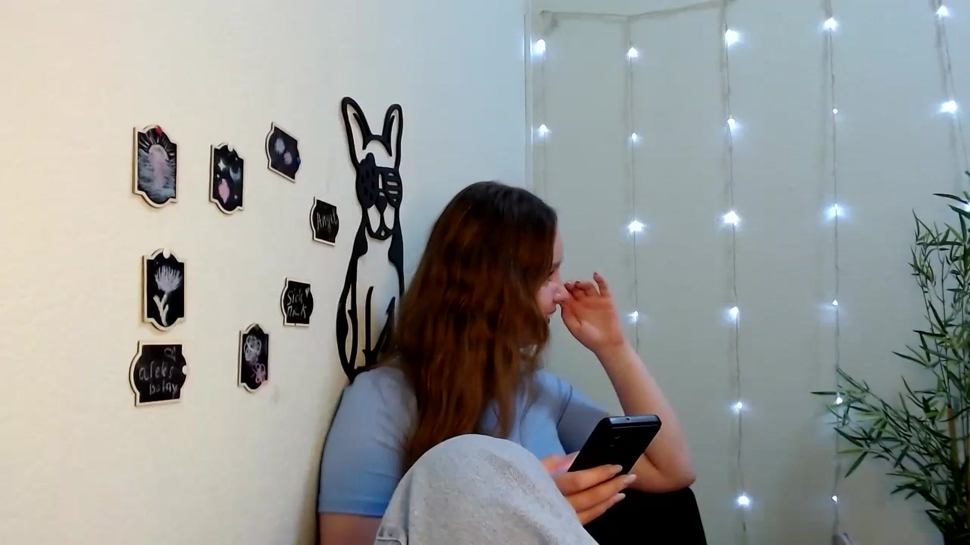 Gallery image thumbnail from Cold_Moon's myfreecams stream on, 06/12/2023, 11:47 image 20 of 20