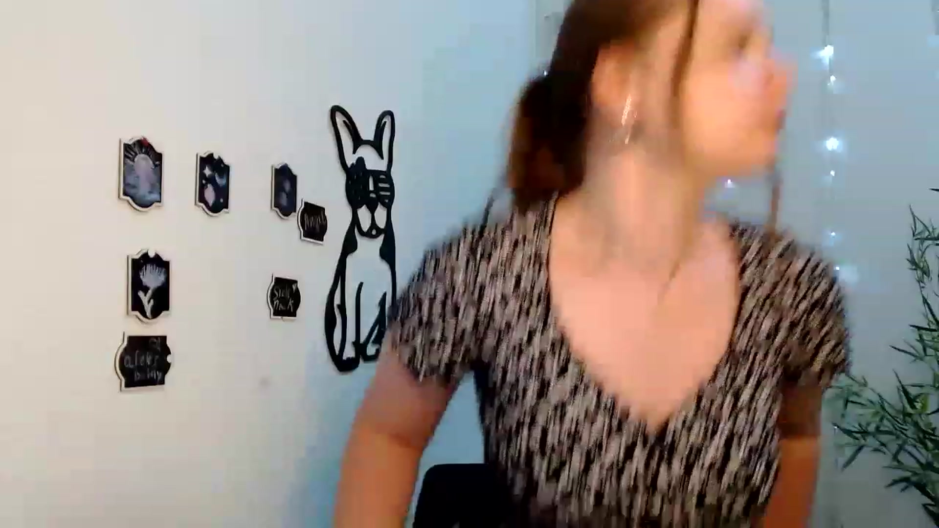 Gallery image thumbnail from Cold_Moon's myfreecams stream on, 06/15/2023, 11:39 image 13 of 20