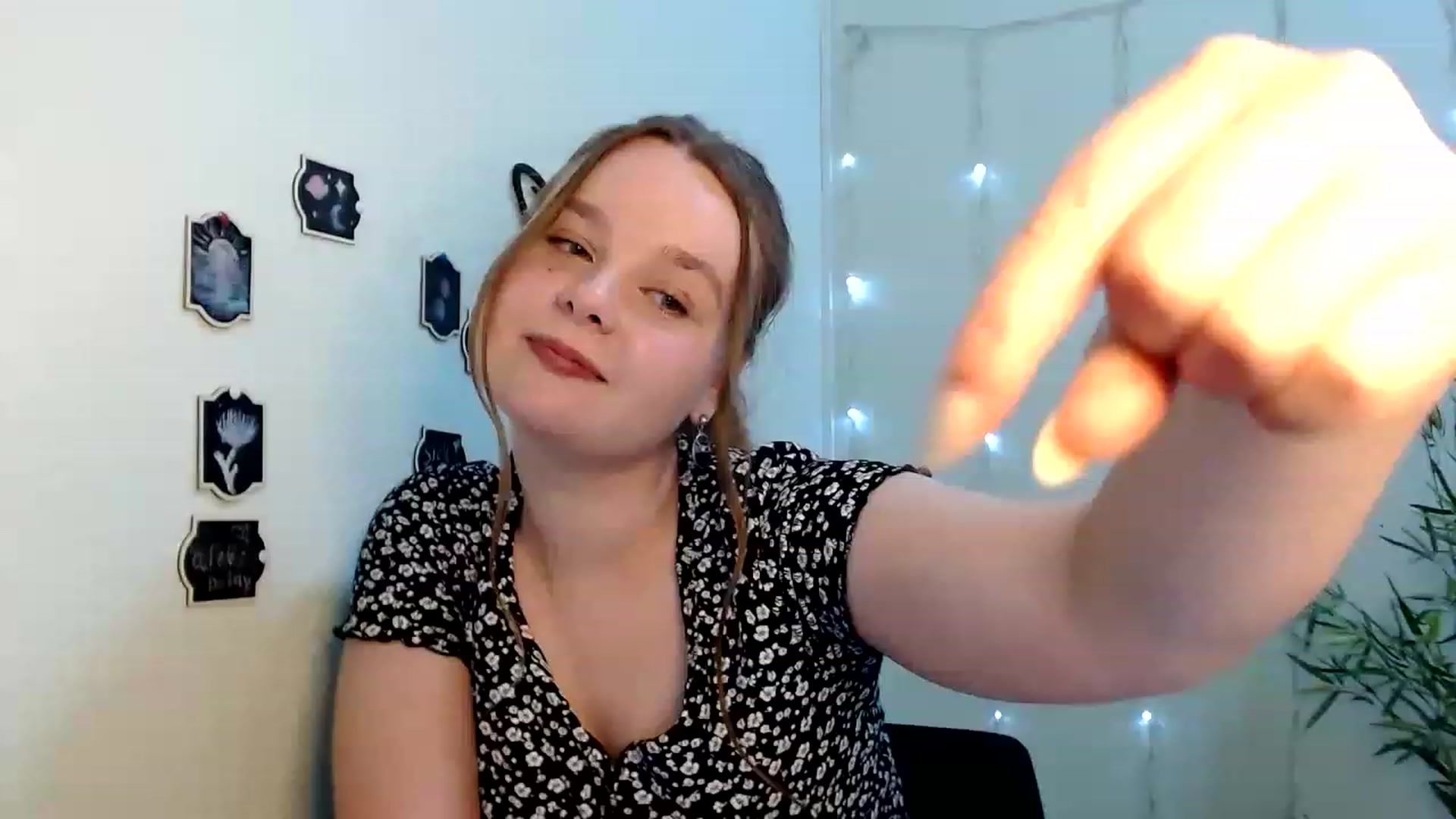 Gallery image thumbnail from Cold_Moon's myfreecams stream on, 06/15/2023, 11:50 image 19 of 20