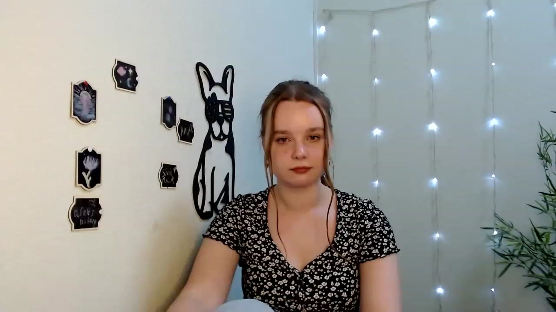 Gallery image thumbnail from Cold_Moon's myfreecams stream on, 06/15/2023, 11:50 image 2 of 20