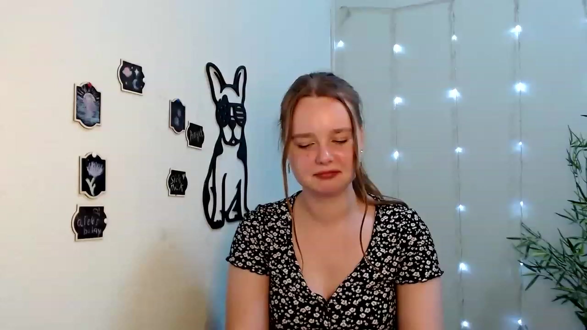 Gallery image thumbnail from Cold_Moon's myfreecams stream on, 06/15/2023, 13:44 image 7 of 20