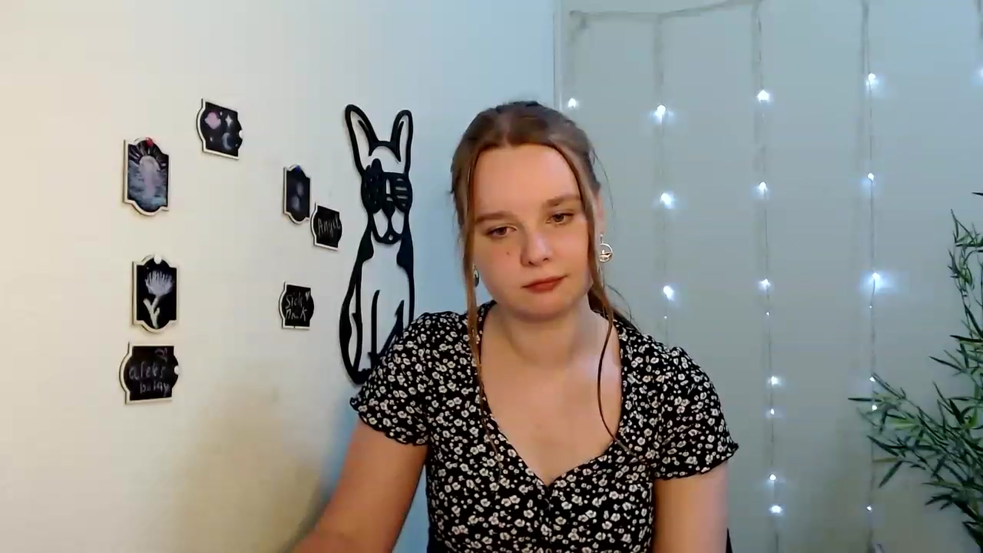 Gallery image thumbnail from Cold_Moon's myfreecams stream on, 06/15/2023, 13:44 image 17 of 20