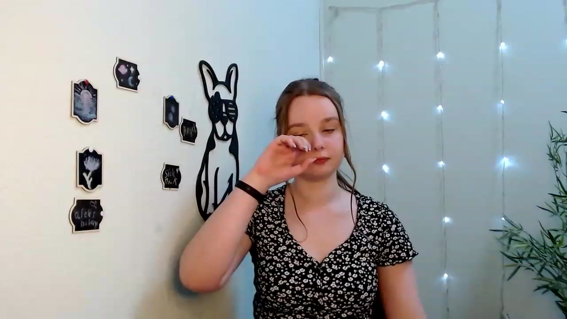Gallery image thumbnail from Cold_Moon's myfreecams stream on, 06/15/2023, 13:44 image 11 of 20