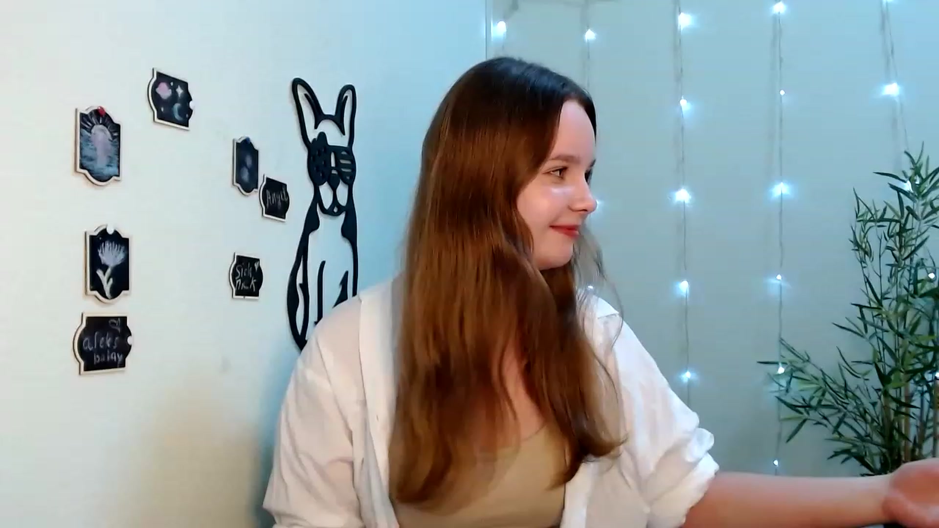 Gallery image thumbnail from Cold_Moon's myfreecams stream on, 06/16/2023, 14:01 image 11 of 20