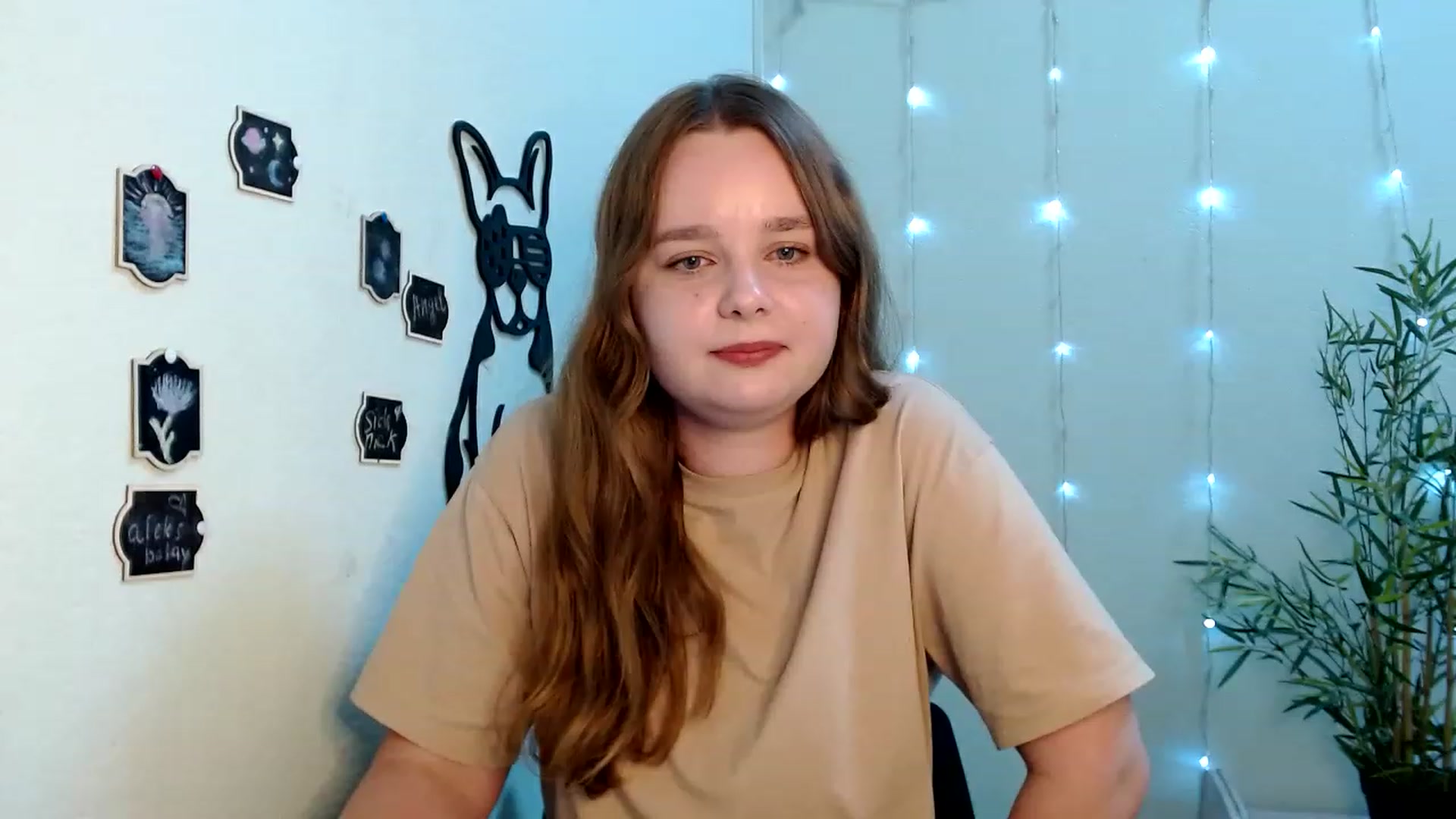 Gallery image thumbnail from Cold_Moon's myfreecams stream on, 06/16/2023, 14:01 image 6 of 20