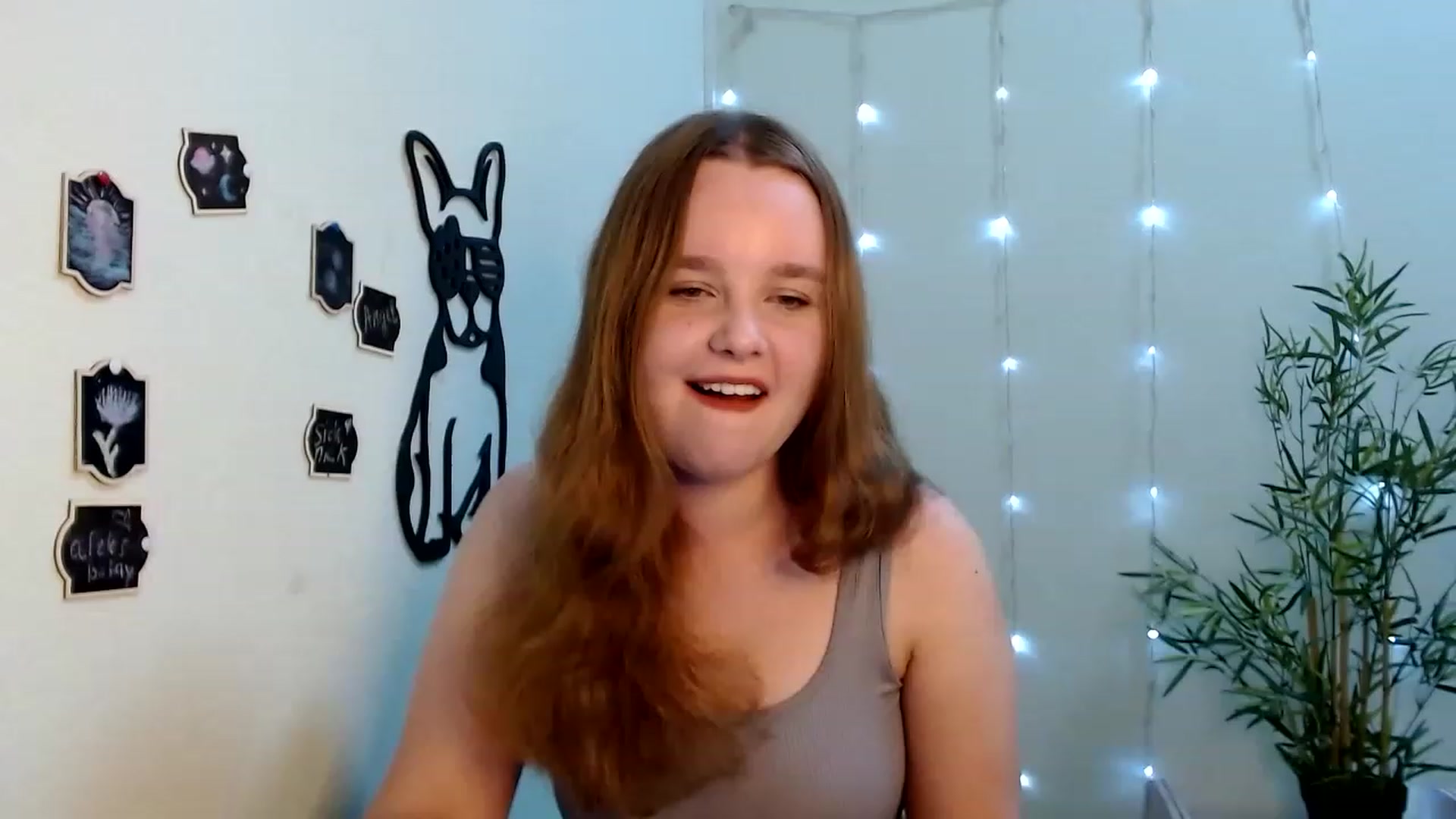 Gallery image thumbnail from Cold_Moon's myfreecams stream on, 06/18/2023, 13:22 image 12 of 20