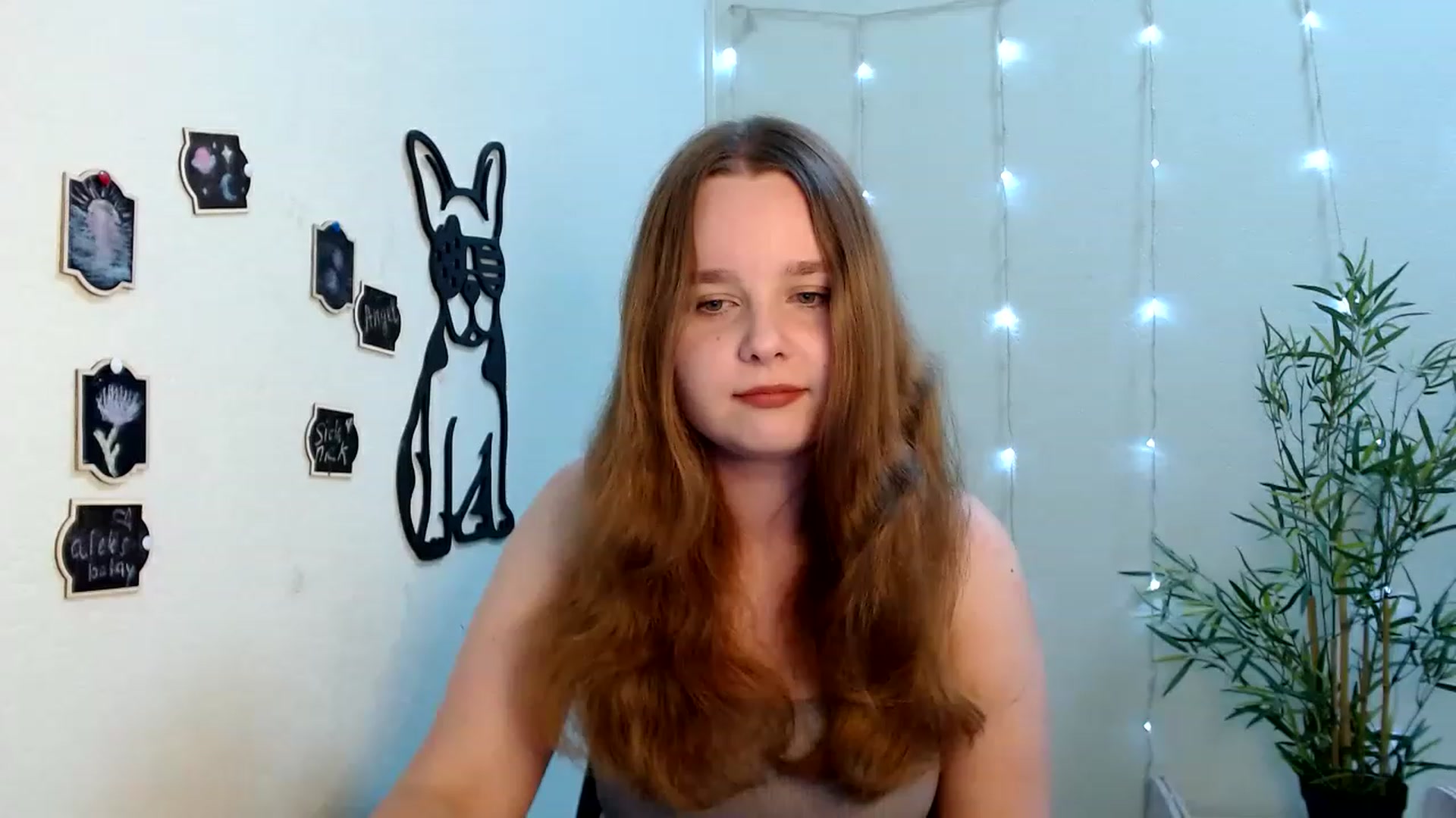 Gallery image thumbnail from Cold_Moon's myfreecams stream on, 06/18/2023, 13:22 image 10 of 20