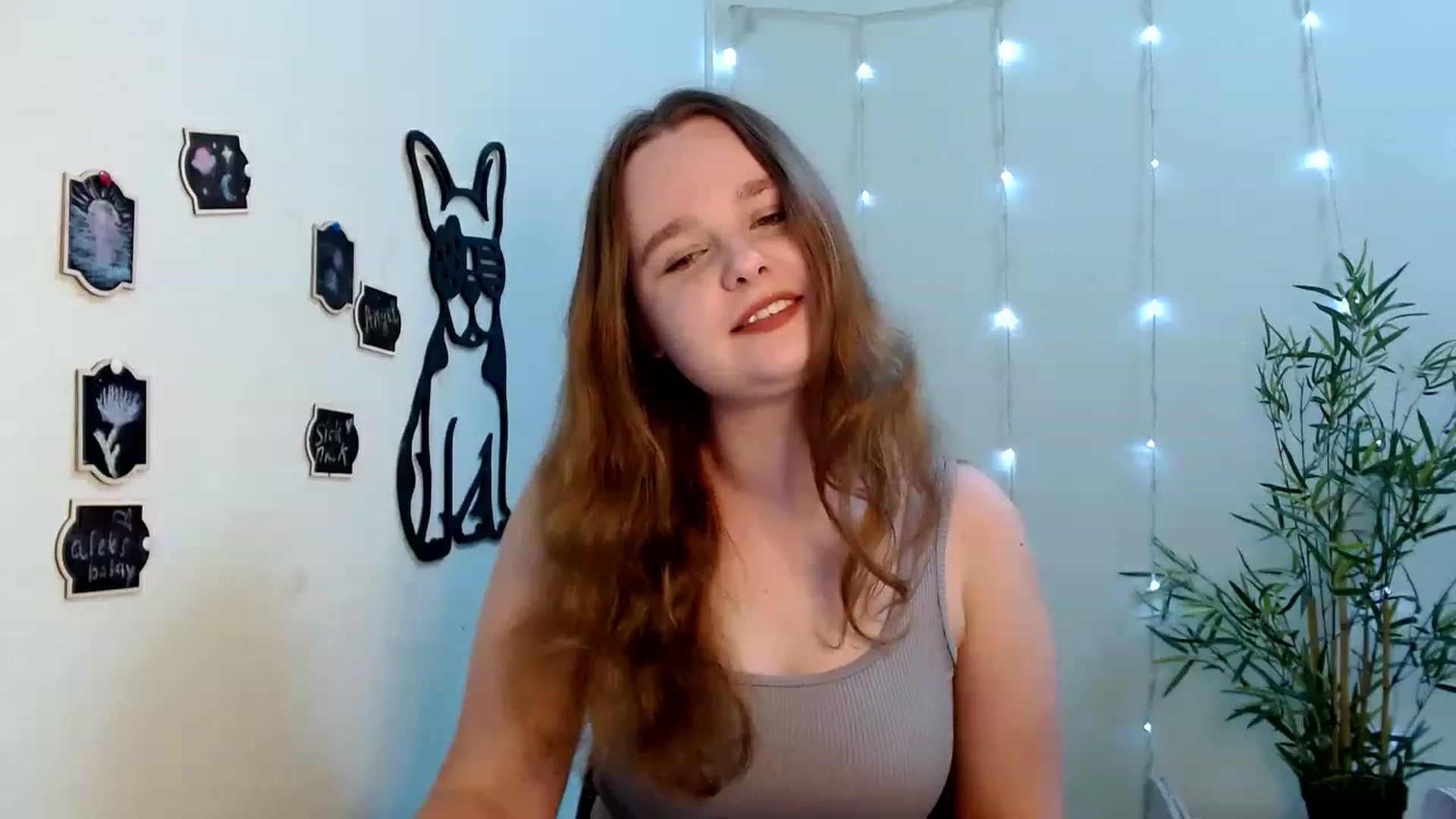 Gallery image thumbnail from Cold_Moon's myfreecams stream on, 06/18/2023, 13:22 image 4 of 20
