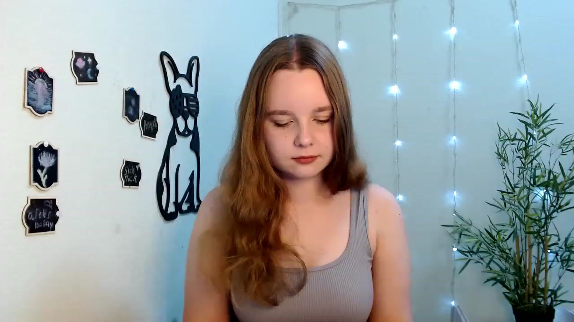 Gallery image thumbnail from Cold_Moon's myfreecams stream on, 06/18/2023, 13:22 image 2 of 20