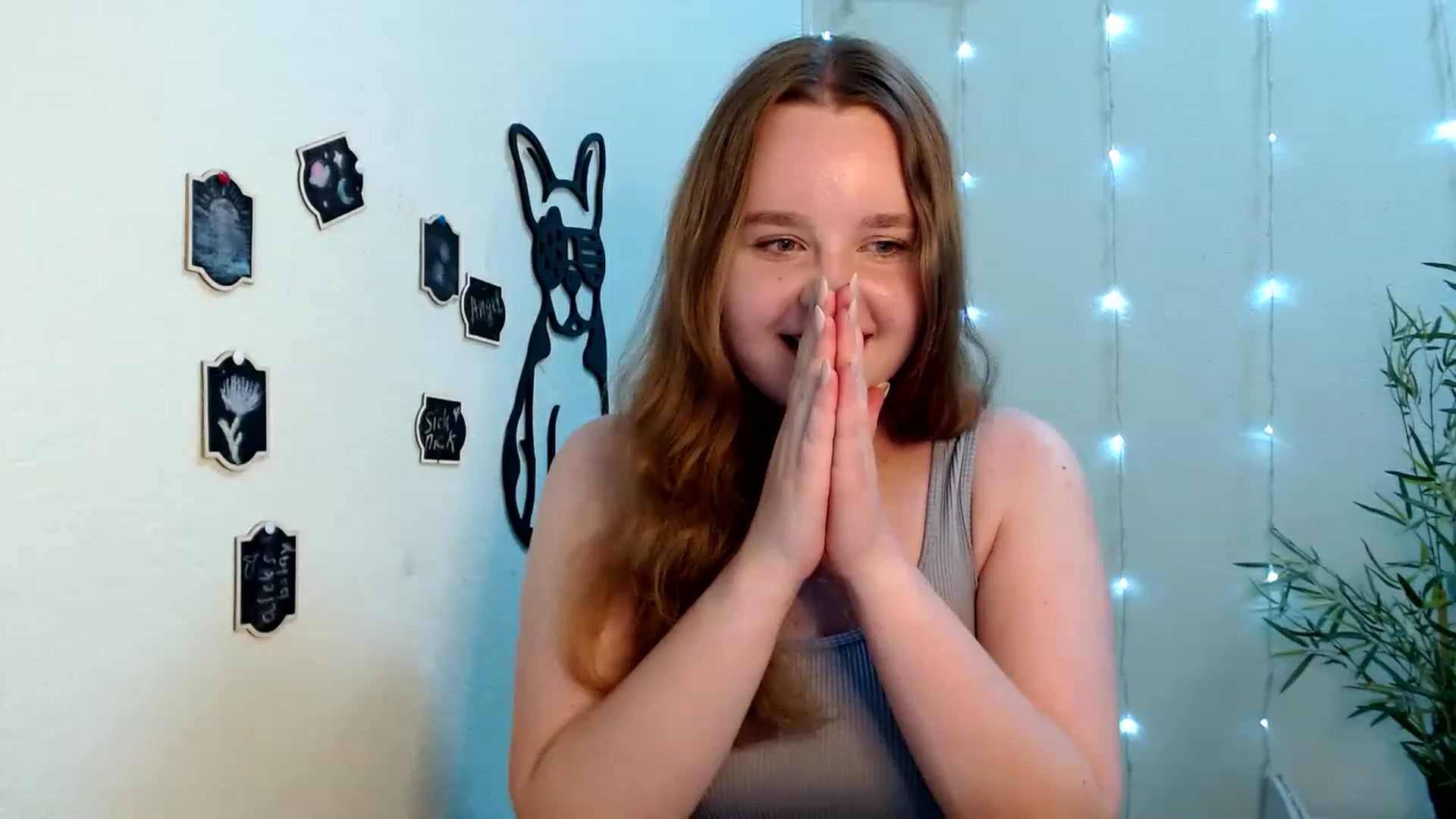 Gallery image thumbnail from Cold_Moon's myfreecams stream on, 06/18/2023, 17:28 image 3 of 20