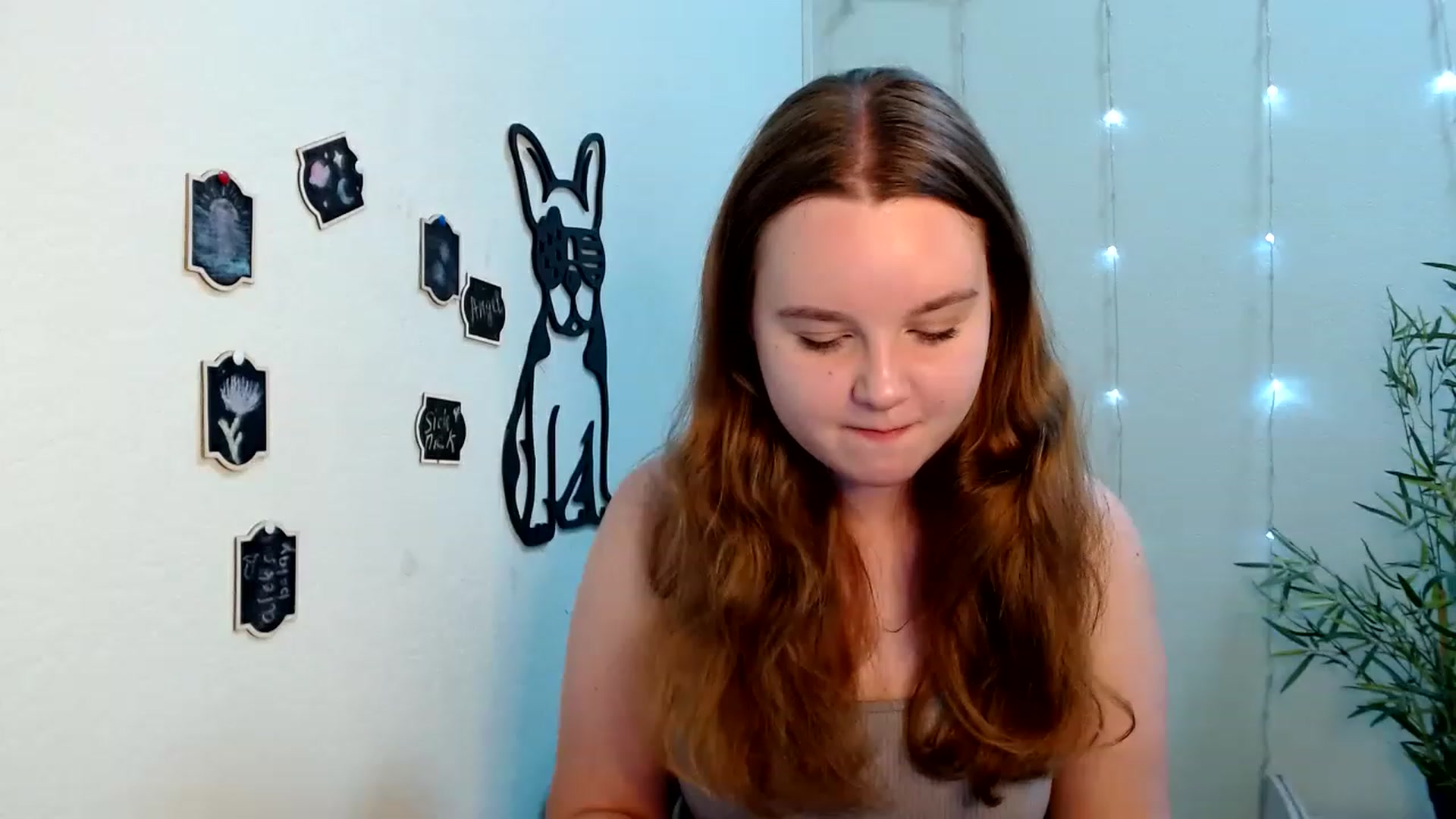 Gallery image thumbnail from Cold_Moon's myfreecams stream on, 06/18/2023, 17:28 image 9 of 20