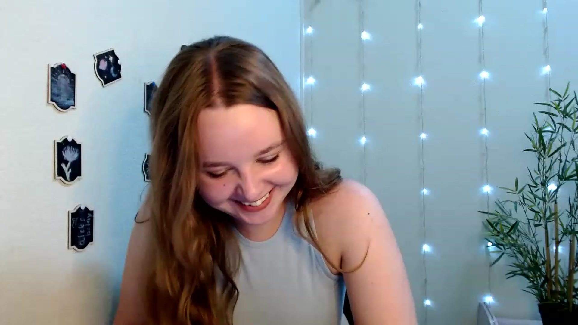Gallery image thumbnail from Cold_Moon's myfreecams stream on, 06/19/2023, 12:54 image 11 of 20