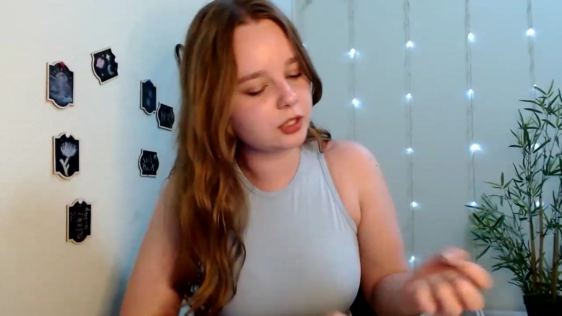 Gallery image thumbnail from Cold_Moon's myfreecams stream on, 06/19/2023, 12:54 image 9 of 20