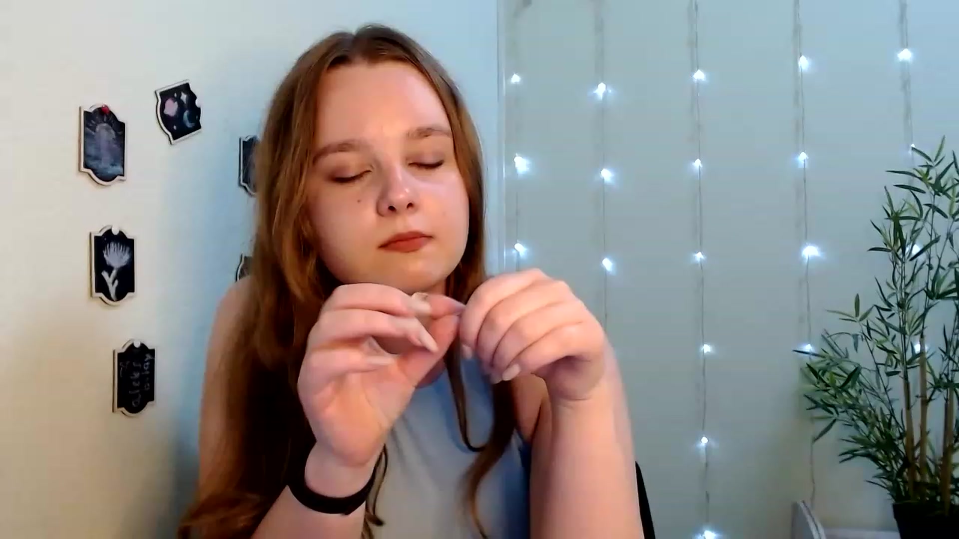 Gallery image thumbnail from Cold_Moon's myfreecams stream on, 06/19/2023, 12:54 image 1 of 20