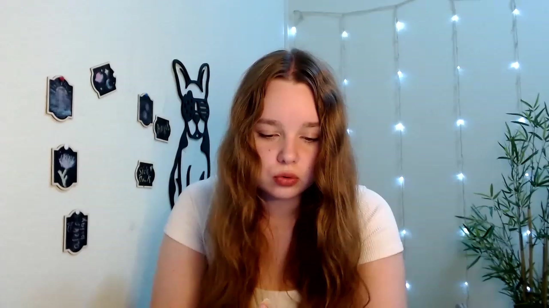 Gallery image thumbnail from Cold_Moon's myfreecams stream on, 06/20/2023, 09:24 image 7 of 20