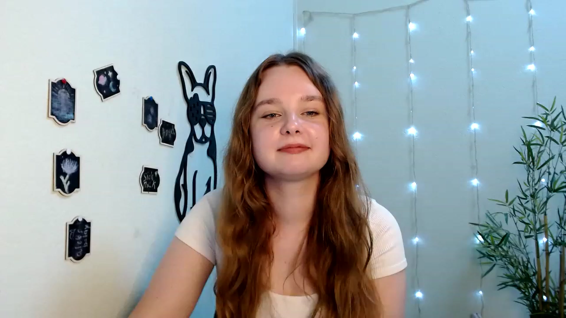 Gallery image thumbnail from Cold_Moon's myfreecams stream on, 06/20/2023, 09:24 image 1 of 20
