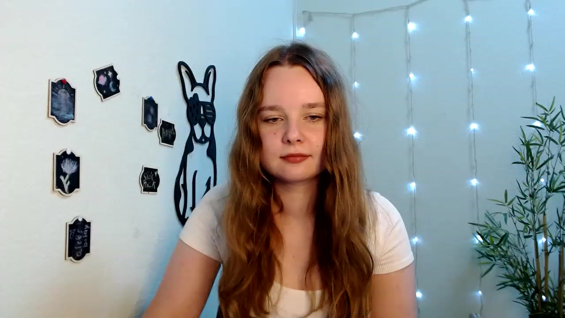 Gallery image thumbnail from Cold_Moon's myfreecams stream on, 06/20/2023, 11:17 image 2 of 20
