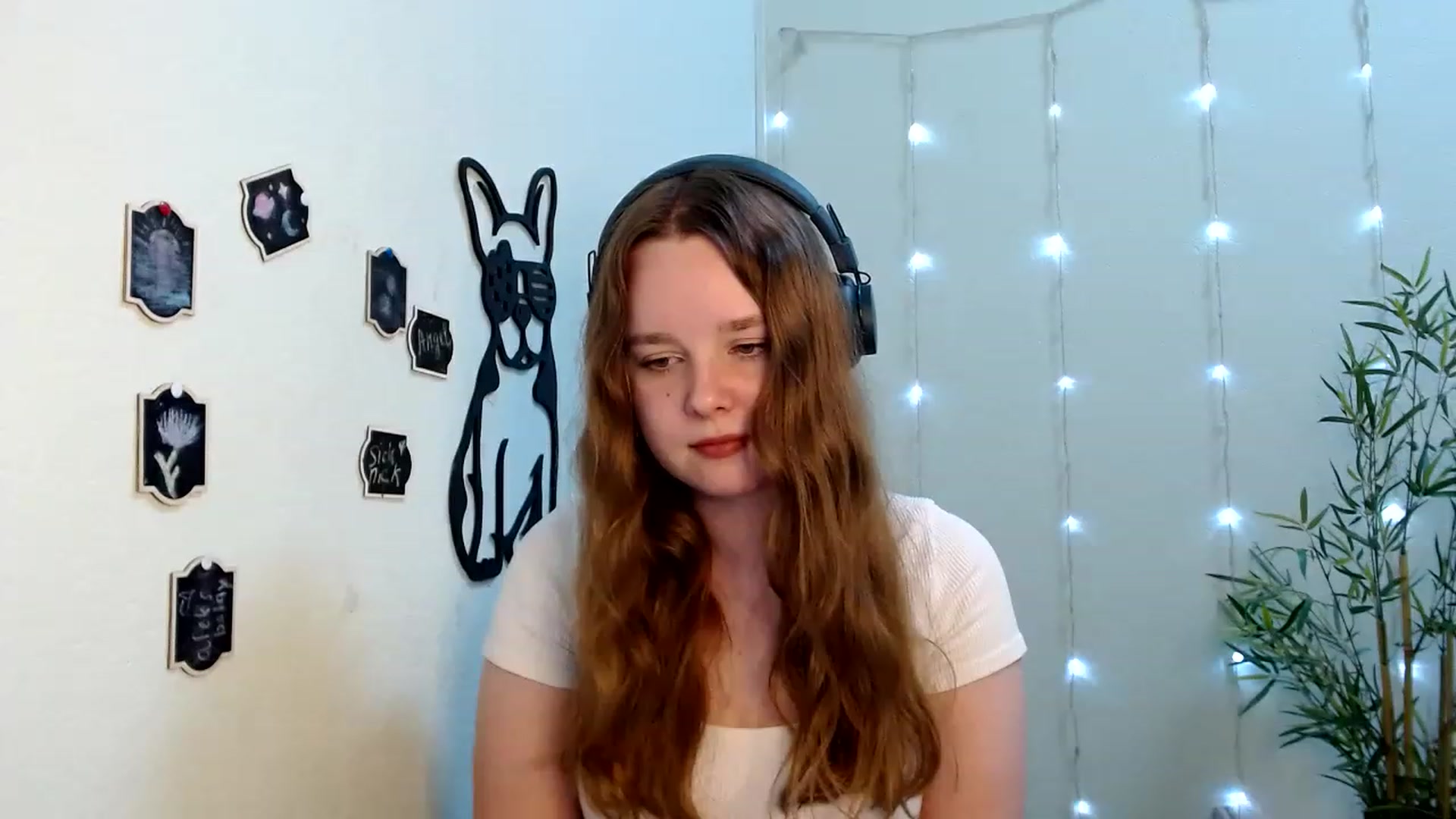 Gallery image thumbnail from Cold_Moon's myfreecams stream on, 06/20/2023, 11:17 image 5 of 20