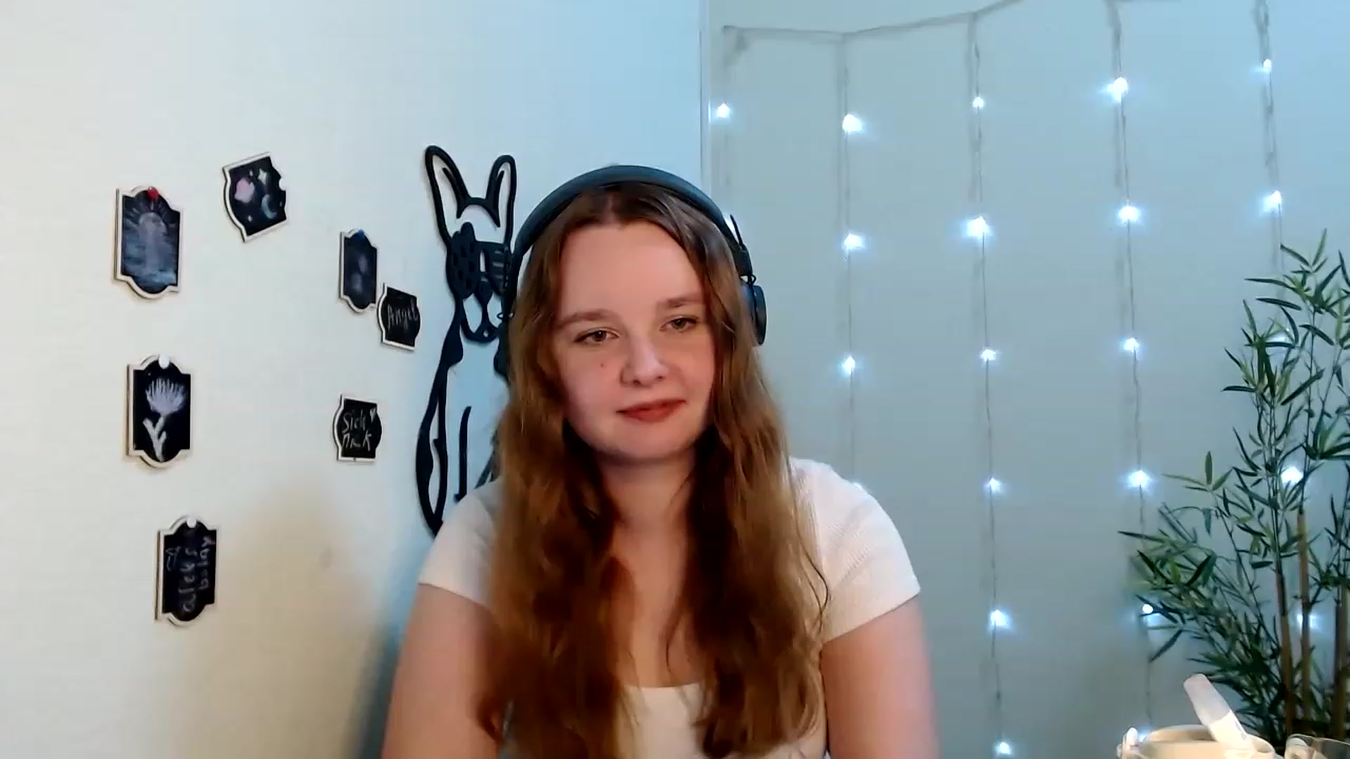 Gallery image thumbnail from Cold_Moon's myfreecams stream on, 06/20/2023, 11:52 image 19 of 20