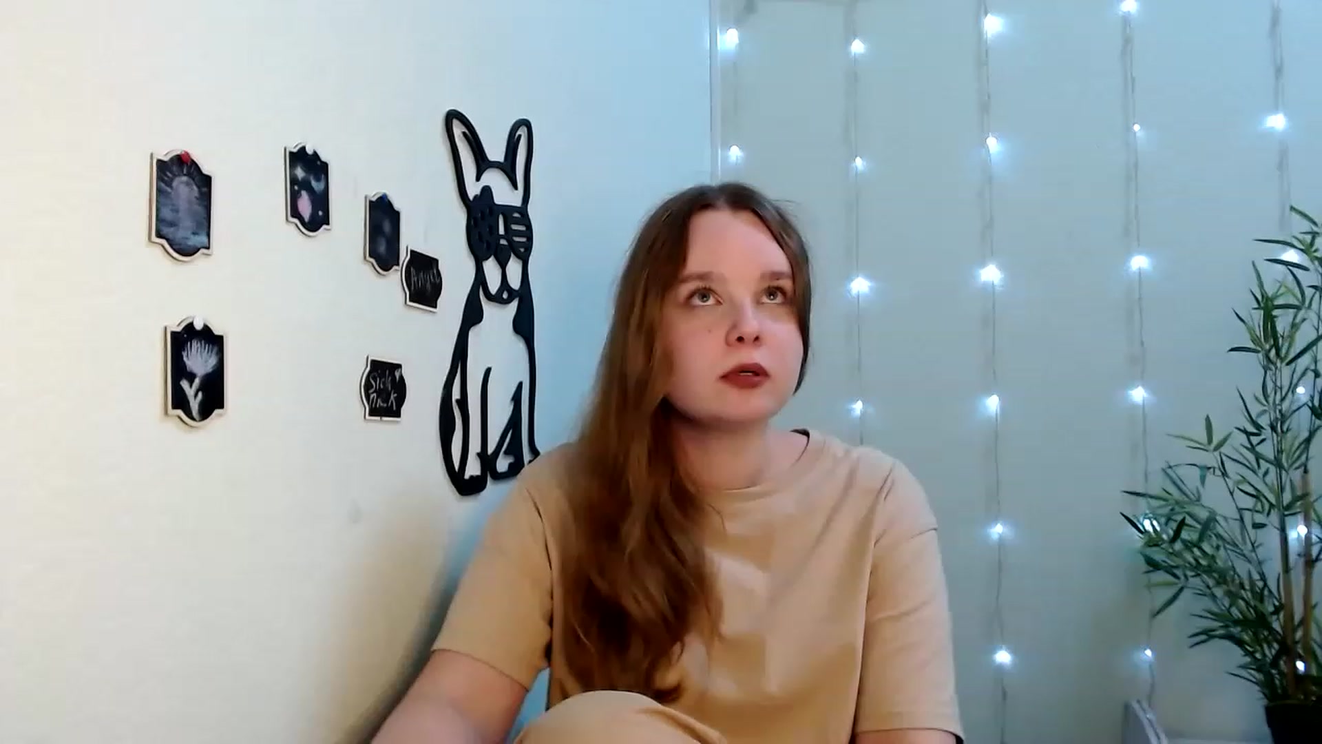 Gallery image thumbnail from Cold_Moon's myfreecams stream on, 06/22/2023, 12:01 image 15 of 20